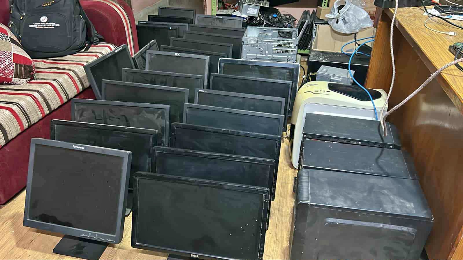🖥️ Branded Used Monitor Clearance Sale! Perfect for Office, Shop & Home ...