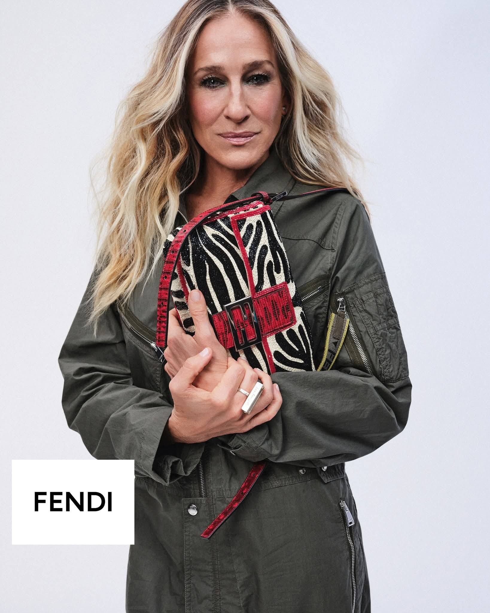 SarahJessicaParker celebrates the new #fendi Baguette26424 by
