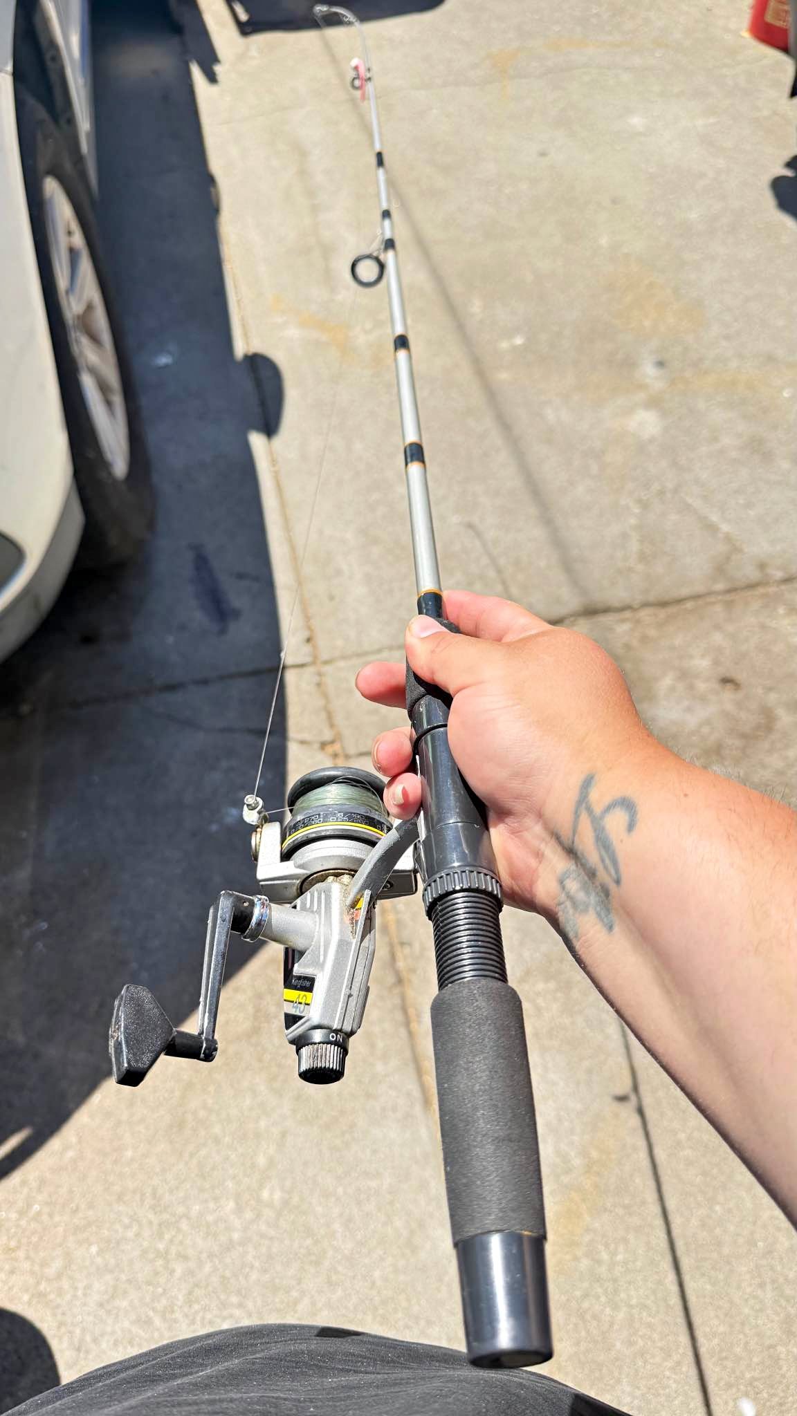 abu garcia specialist spinning combo 6 ft 6 in AMAXSP30/662M Aqua Max 2pc Combo, 6'6 custom Abu skeletonized reel seat and EVA grips that are perfect for a wide variety of techniques and applications. Abu Garcia Black Max Spinning