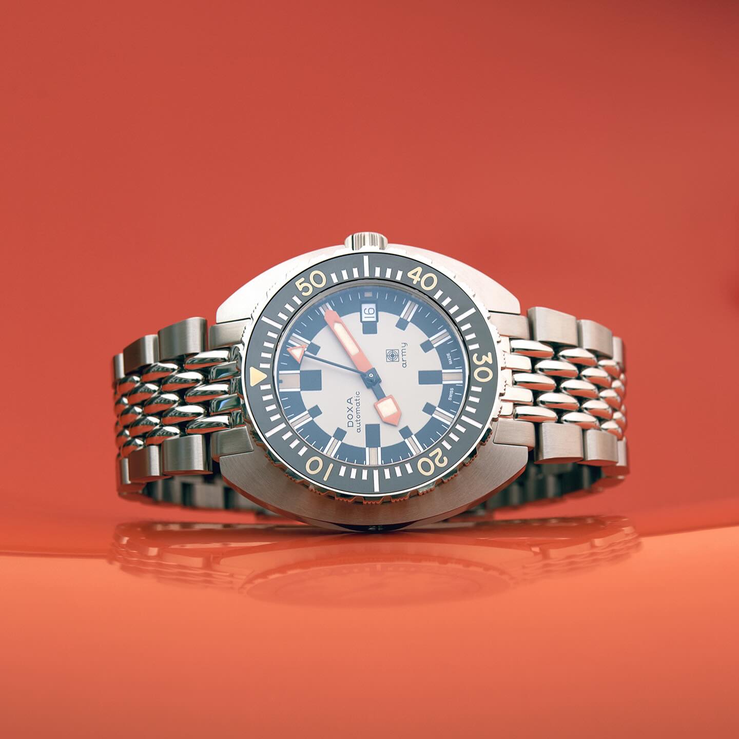 We are pleased to announce the... - Hemsleys Jewellers | Facebook