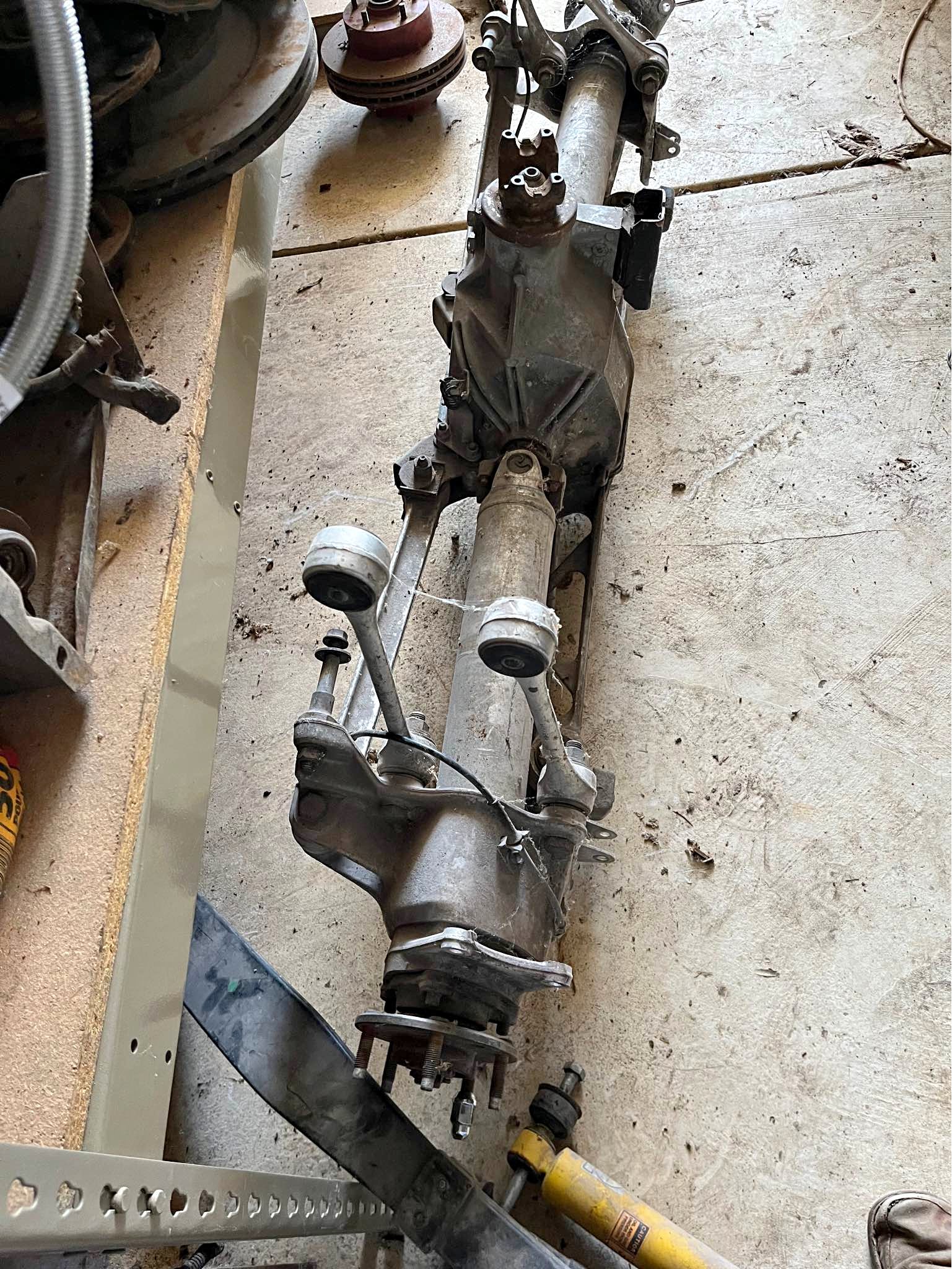 C4 corvette rear differential - Car Engines & Engine Parts - Oregon ...