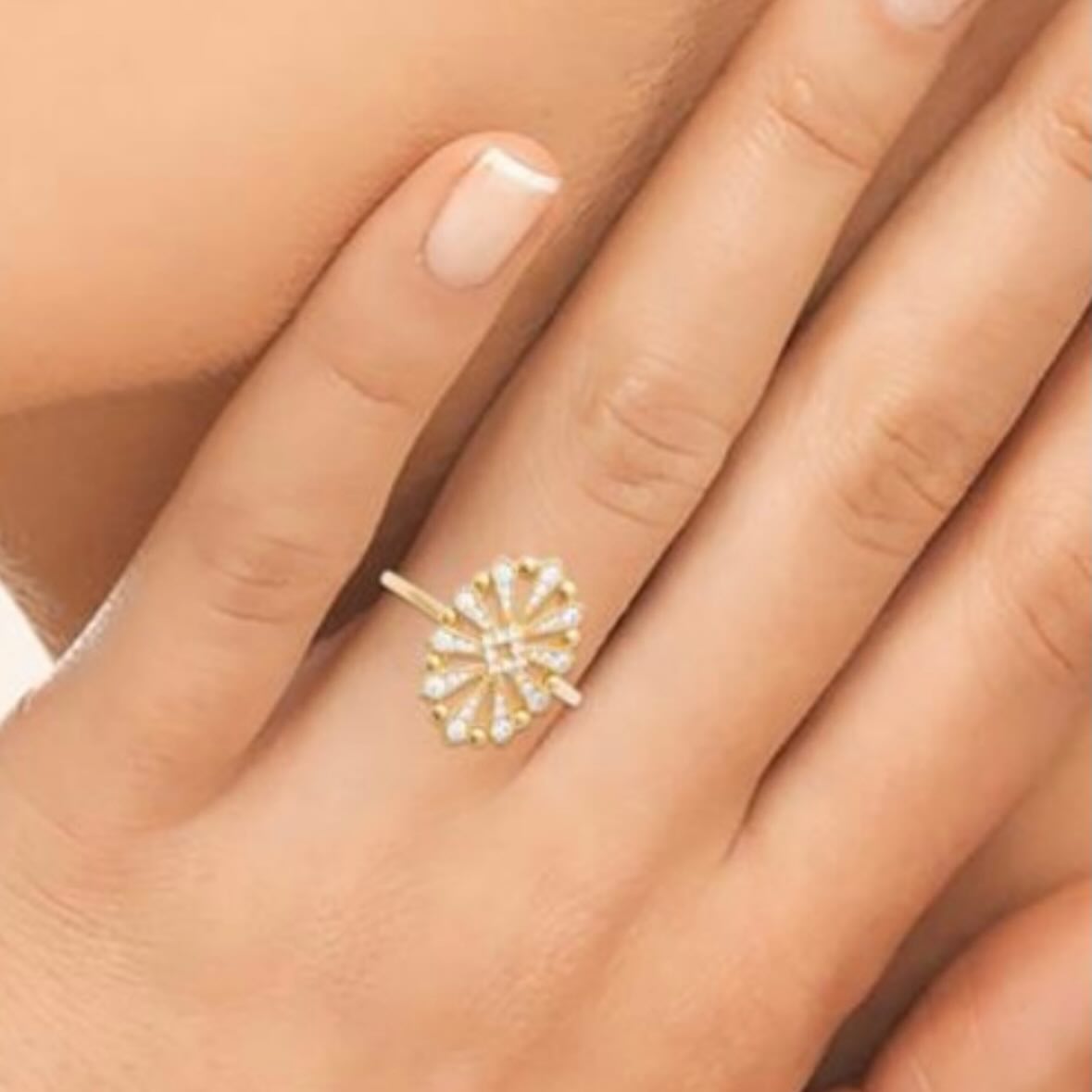Bague Femme Plaquée Or - Superbe Modèle Occasion, Bijou élégant Et Féminin