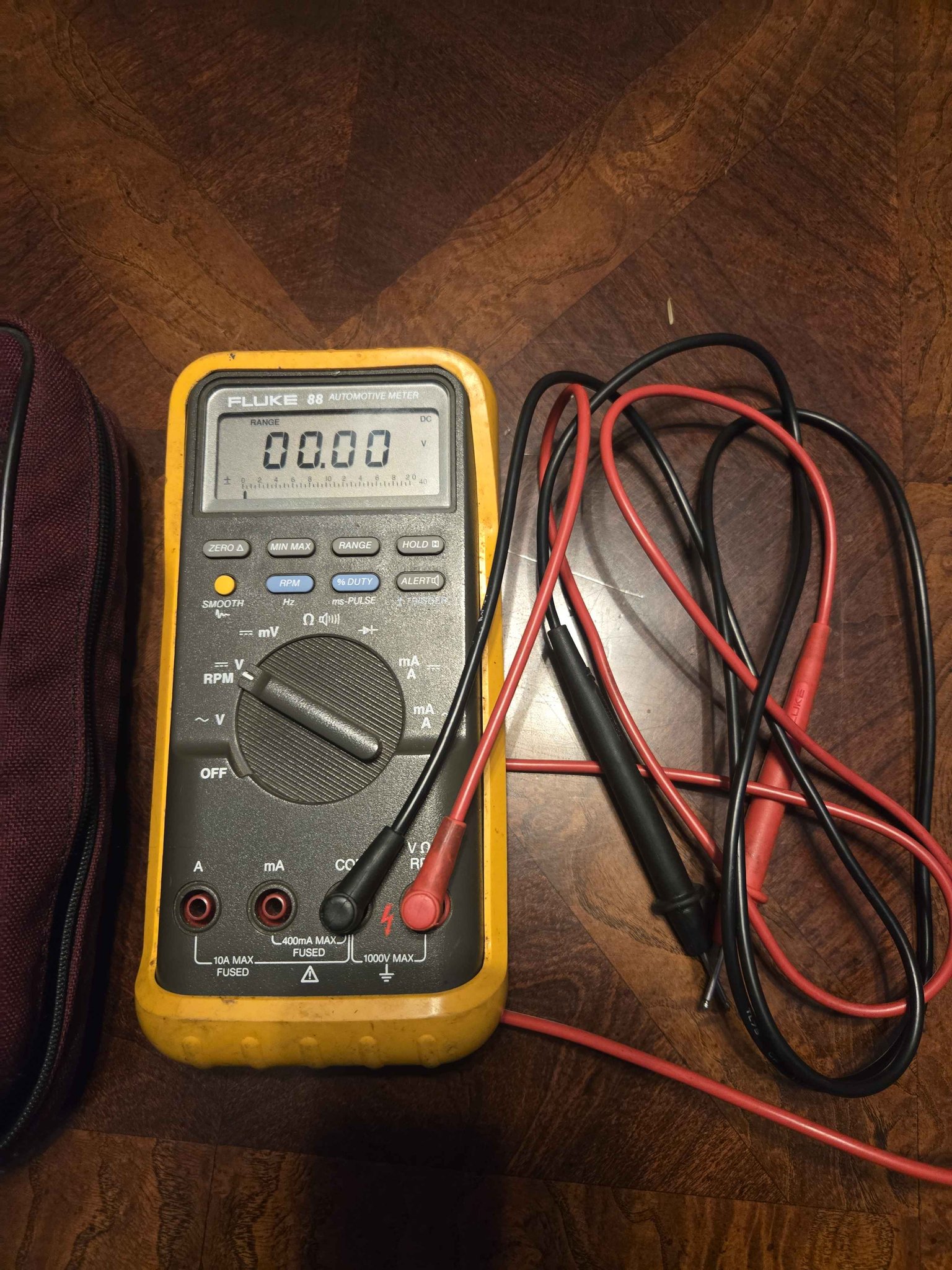 Fluke 88 Automotive Multimeter with extra - Multimeters - Conover ...