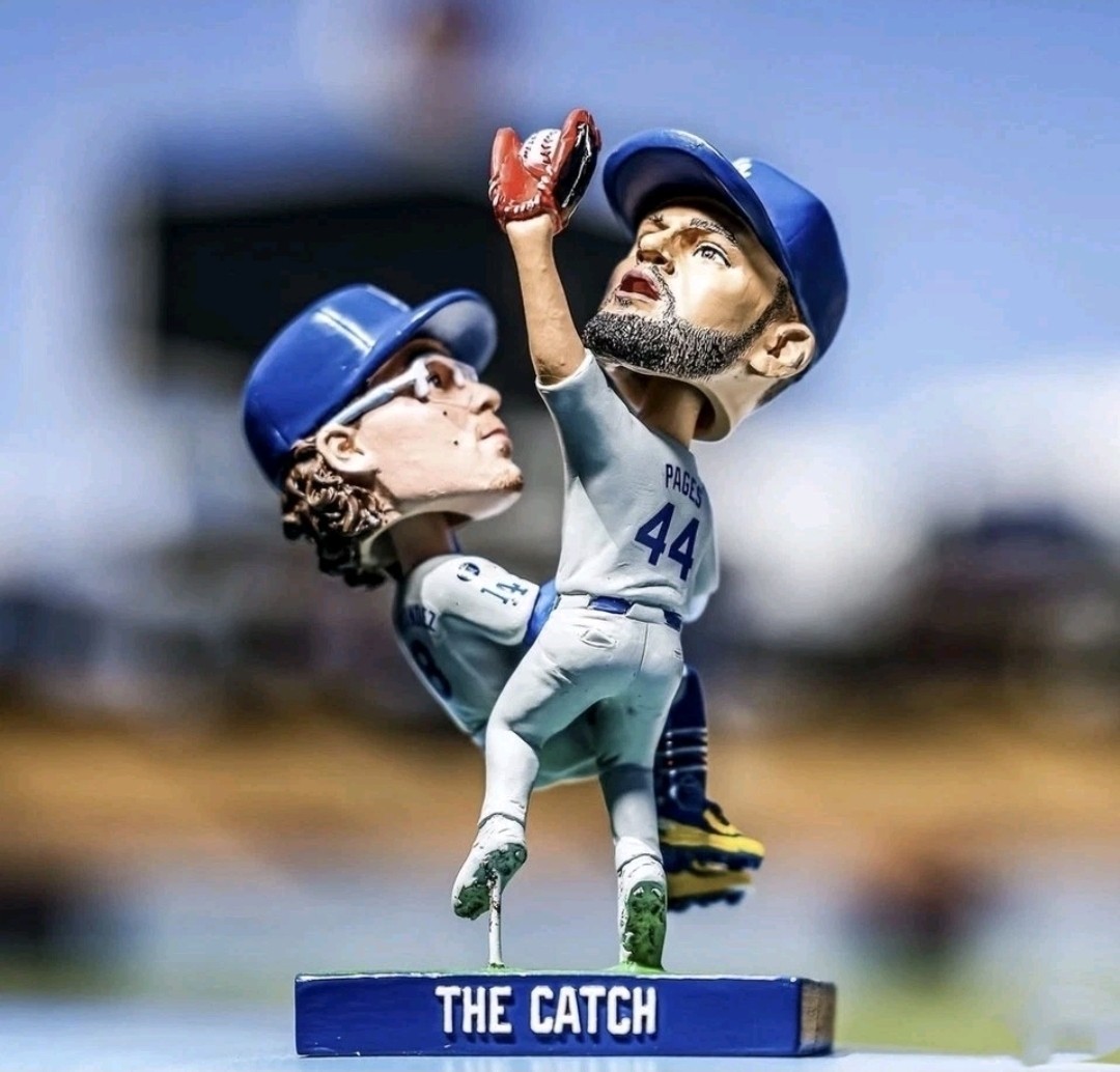 Tonight's Dodger Stadium hosts revealed that 5 random fans will
