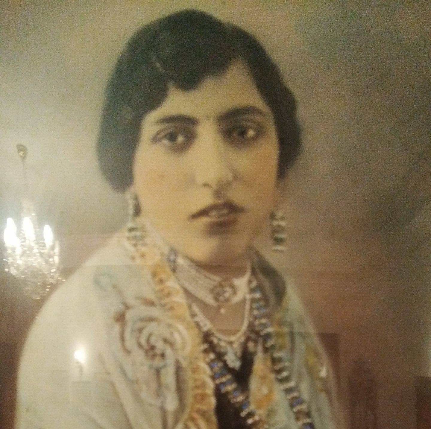 Begum Kudsia Aizaz Rasul