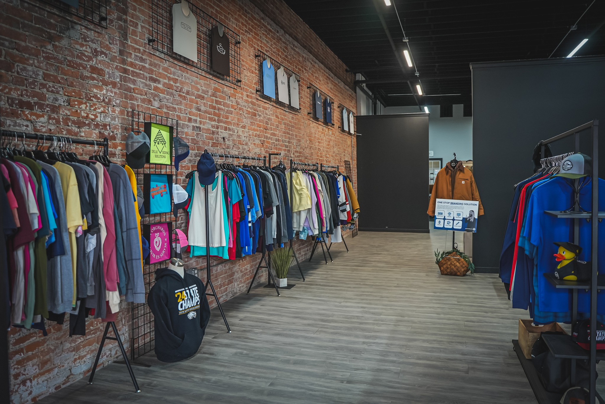 AZEE Branding Solutions | Owosso MI