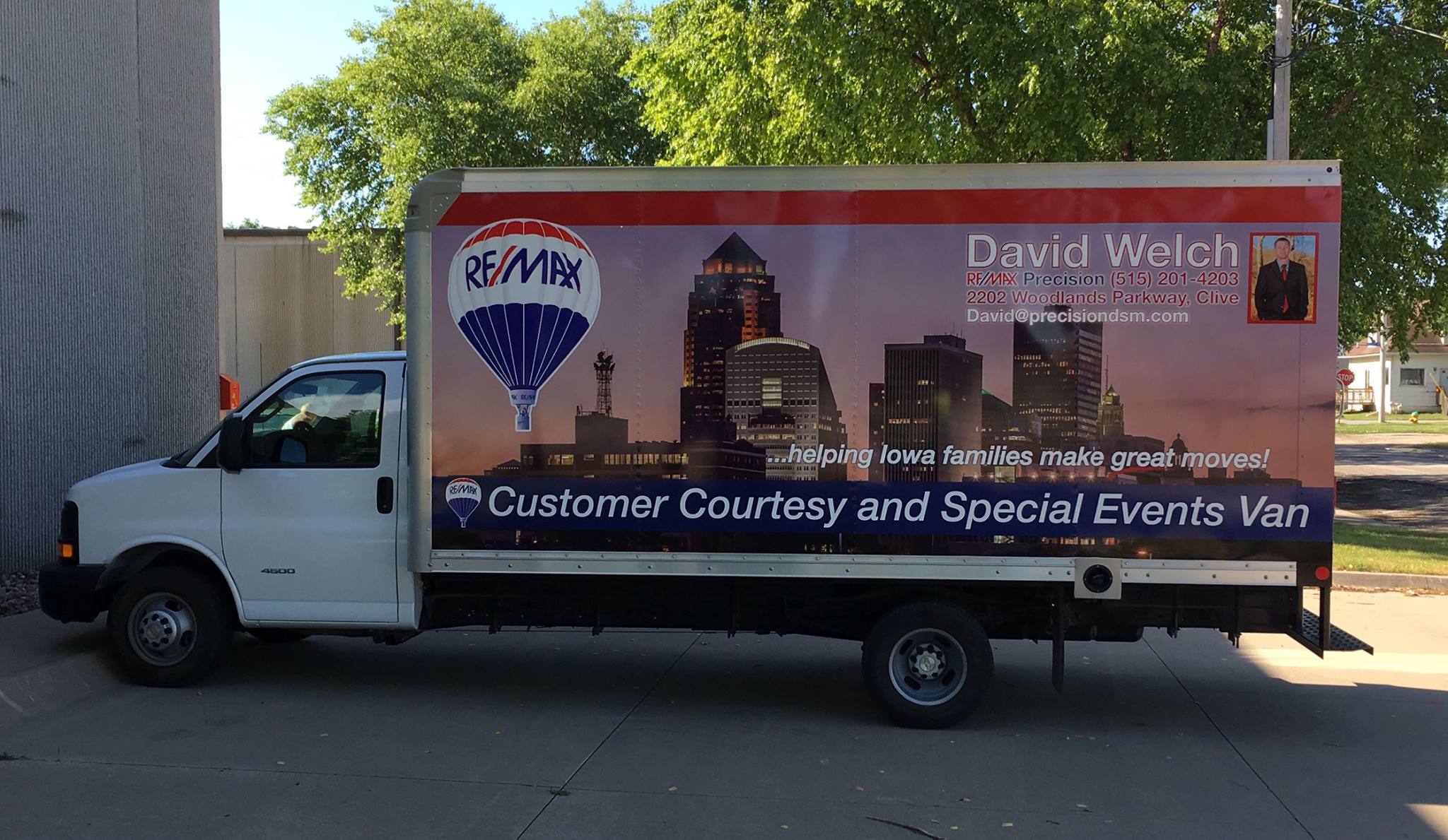 Here's a moving truck... - Sinclair Graphics & Installations