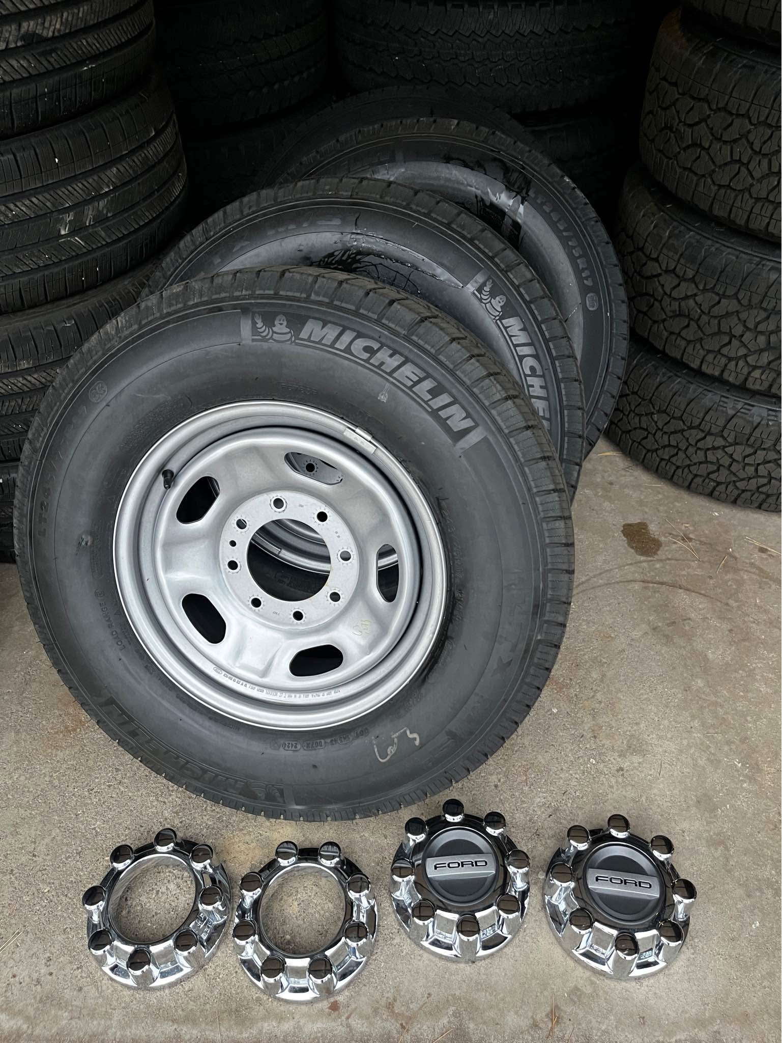 Ford F250 F350 Superduty Take Offs 8x170mm Rims And Tires and caps ...