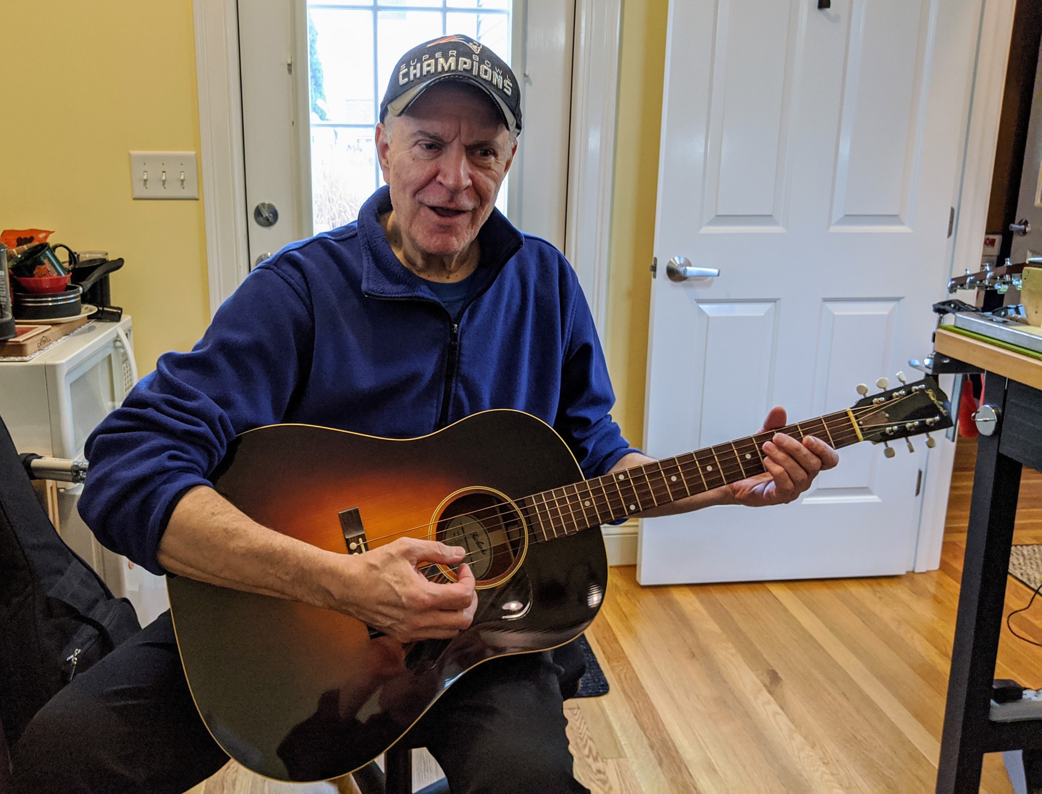 My master design Mark Kendrick 65' with a nice binding on the neck :)