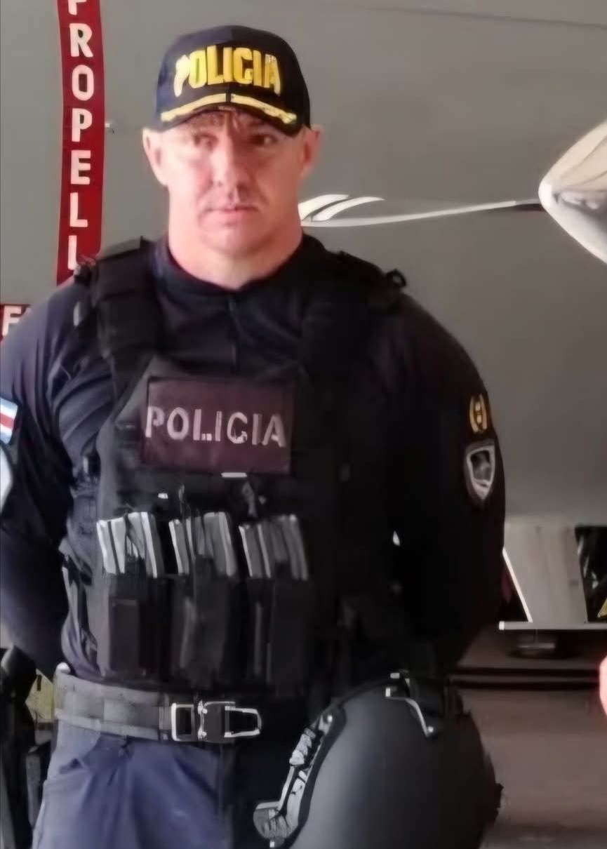 El Comisionado Guillermo... - Policías de Costa Rica 2.0 | Facebook