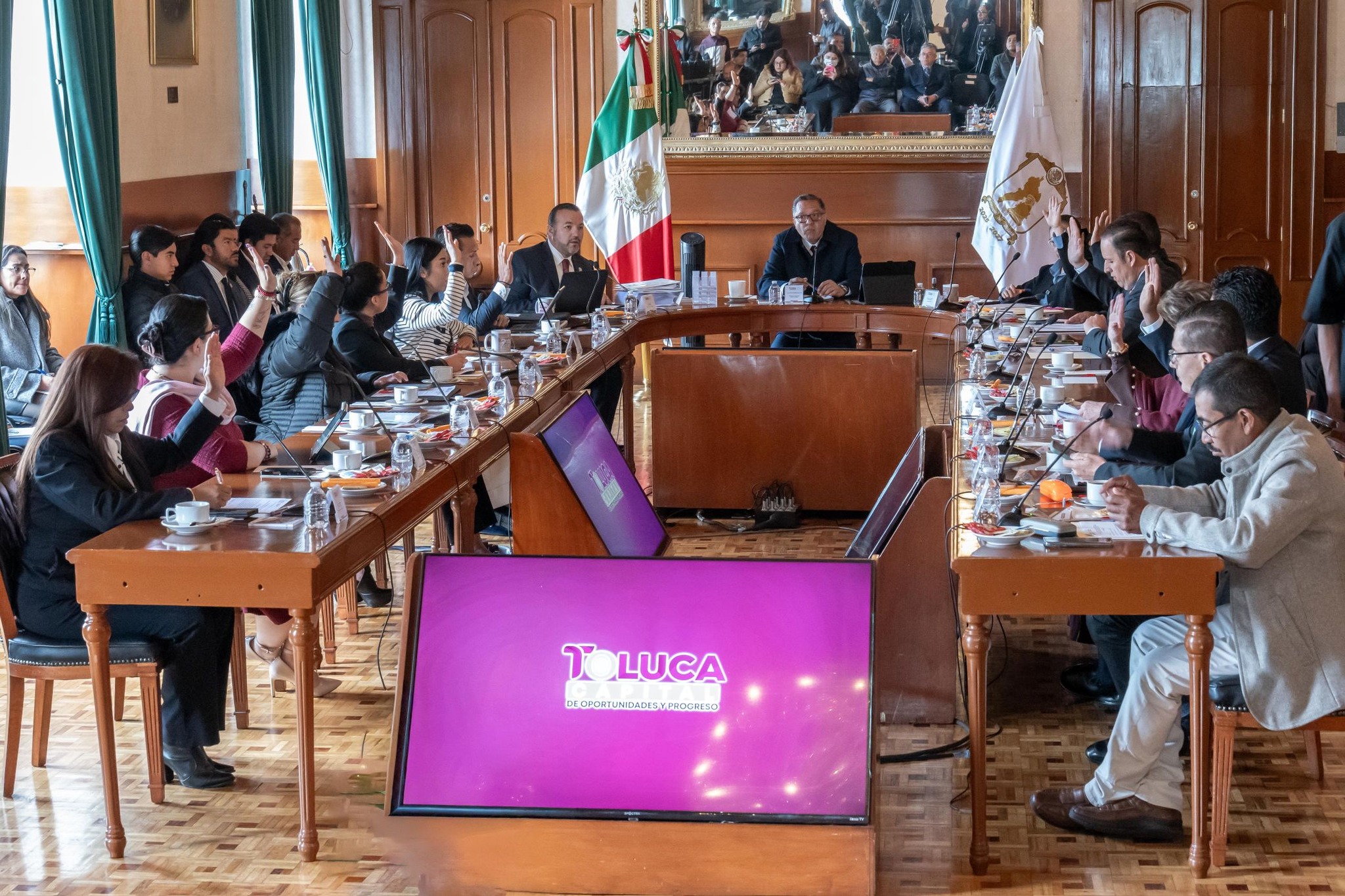 Enfoque - Acuerda Cabildo toluqueño designar a la embajadora del Estado ...