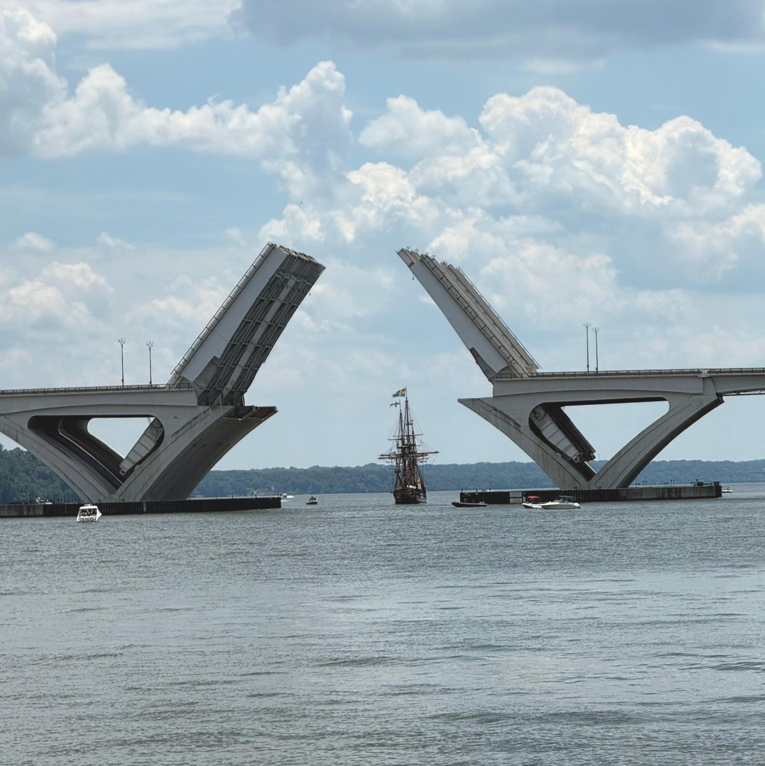 AlexandriaVA.gov - The Woodrow Wilson Bridge will open on Sunday
