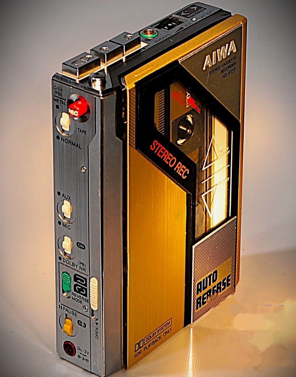 AIWA STEREO CASSETTE RECORDER HS-F7 本体 Aiwa 🇯🇵 HS-F07, 1984-85 🎛️🎚️📻🔊
