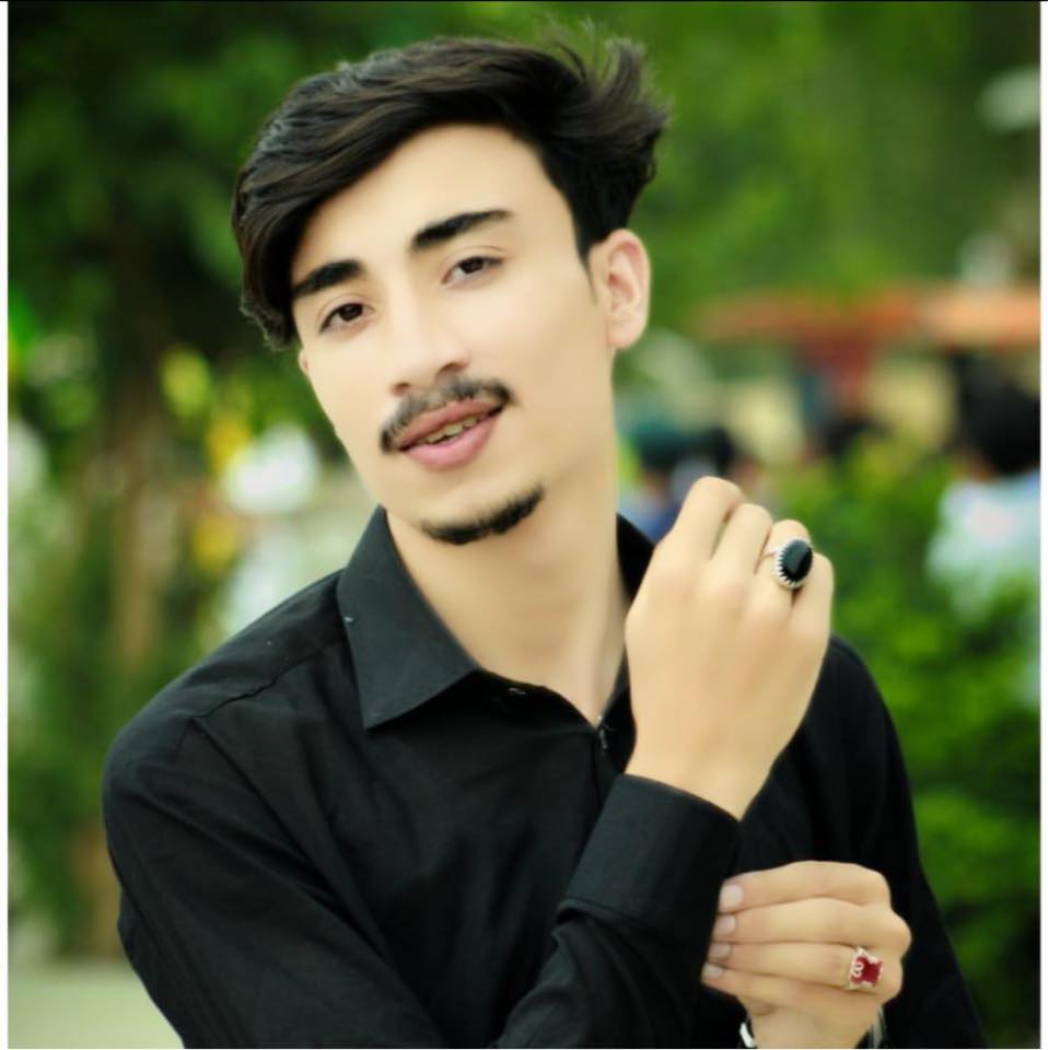 ᏒᏗᏂᎷᏗᏁ - Profile picture change ✌🏻🖤 | Facebook