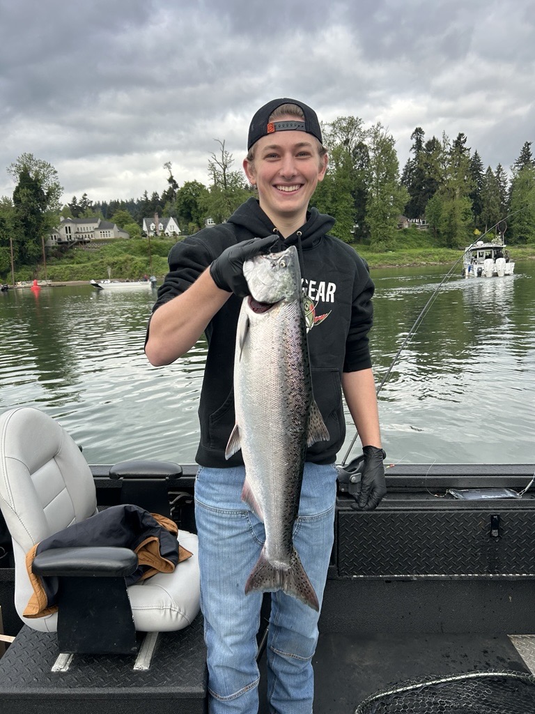 best spinning combo for middle fork willamette river chinook fishing 13 Sync the rod features a split grip premium Japanese EVA design and a lightweight custom carbon reel seat and clamp SPRING CHINOOK on the Columbia