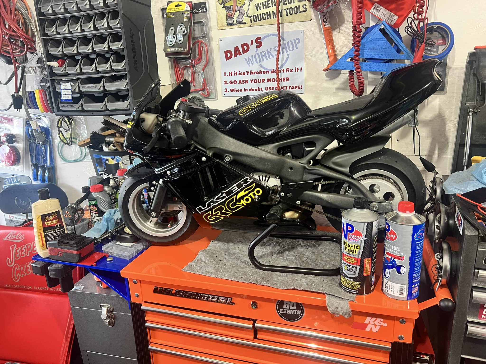 What are pocket bikes?