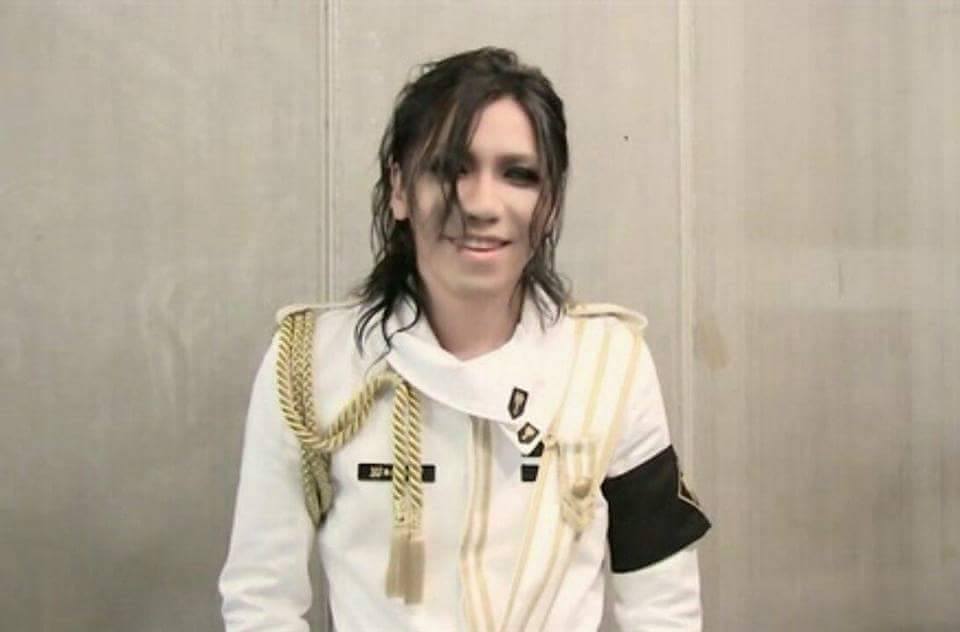 Aoi [The GazettE]