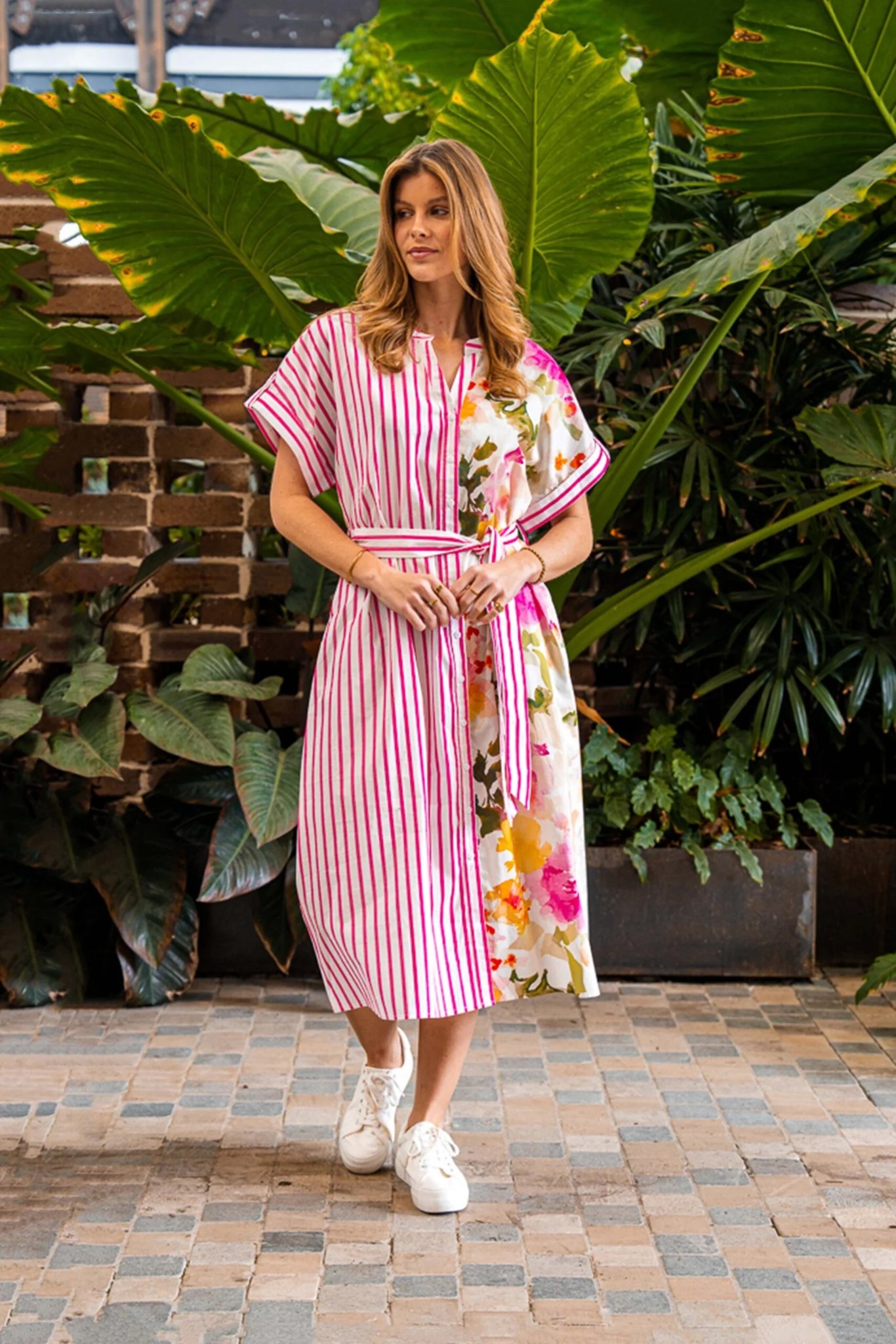 The Boho Australia Donnelly Dresses are BOTH so gorgeous, and I absolutely adore that stripe floral print! 🌸 Which one are you adding to cart, the midi or the knee length? Pssst