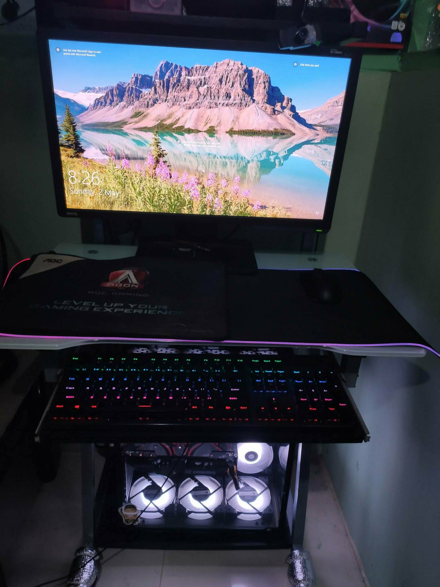 INTEL I7 8700 ASUS PRIME Z370-P II 8GB RAM 256 M.2 SSD AMD RX580