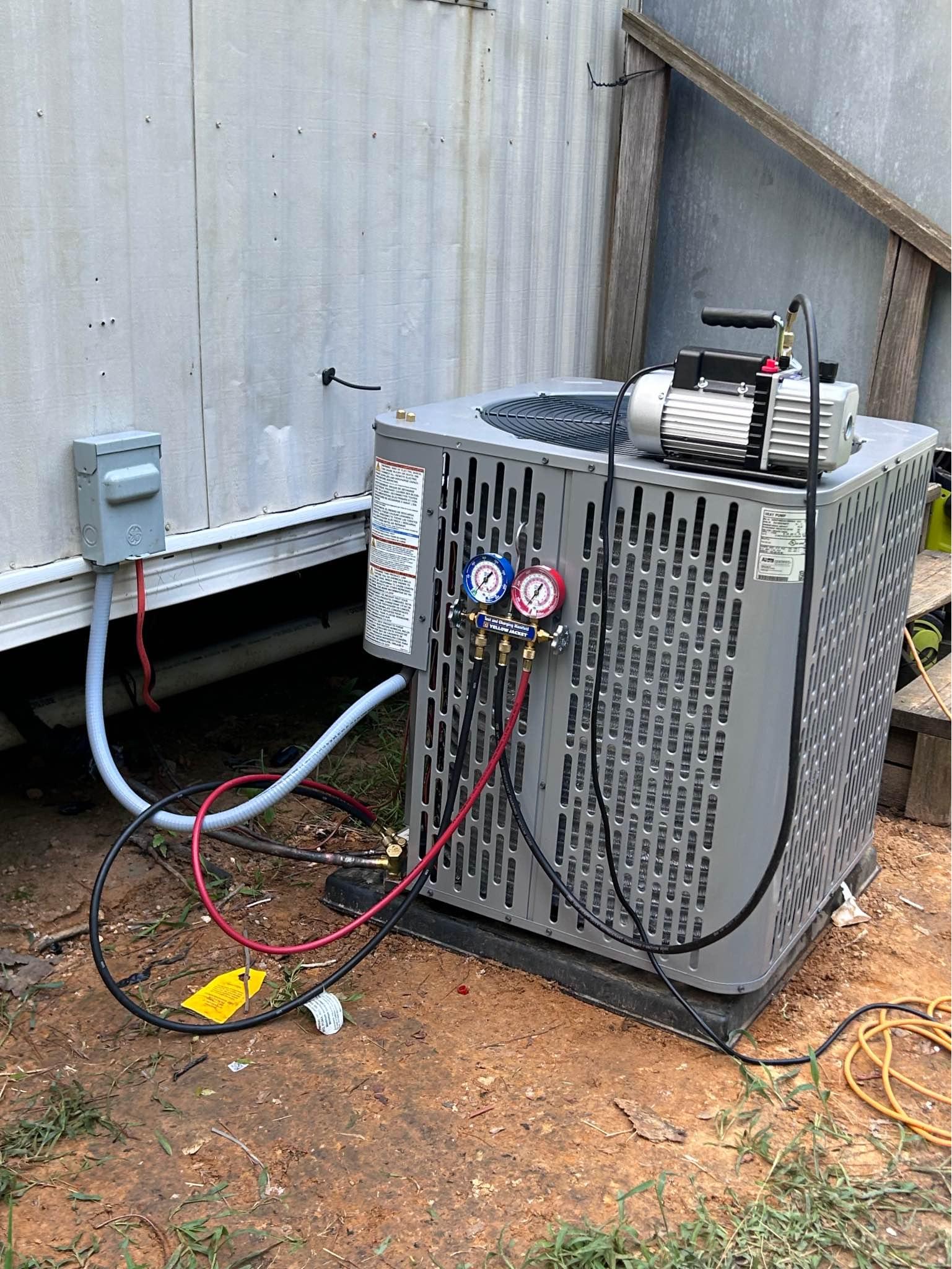 TRANE RUN TRU AIR CONDITIONER/HEAT PUMP Air Conditioners Shannon