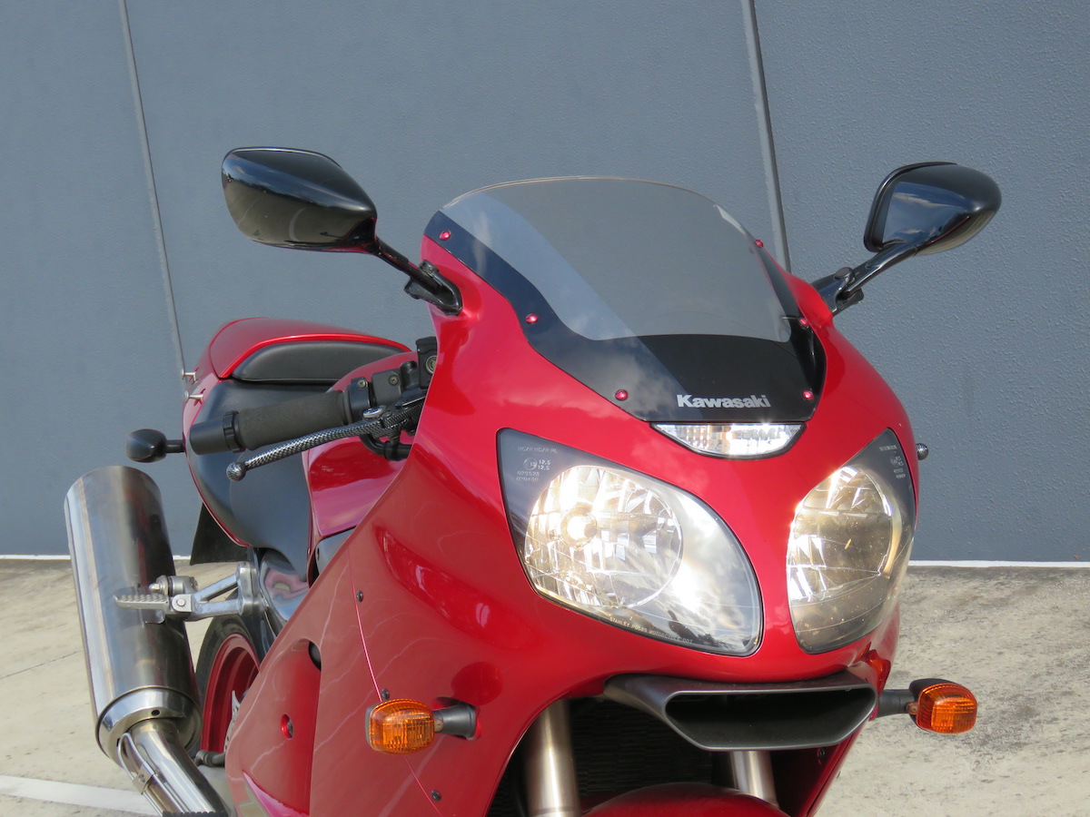 Flashback: Kawasaki ZX-12R Retro bike for the day: Kawasaki ZX12-R