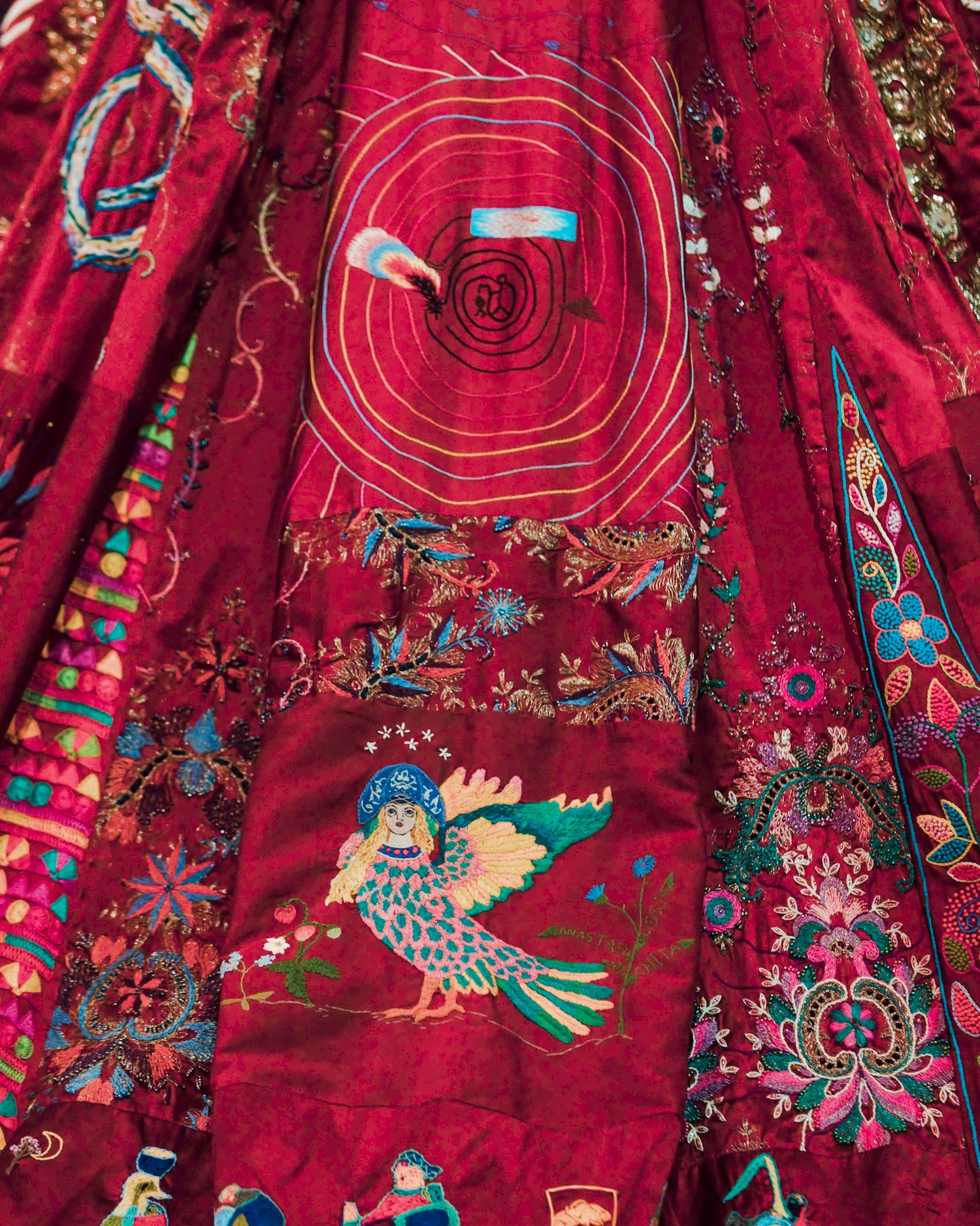 red dress embroidery design This World Day 🧵we're celebrating every stitch behind The with moments from our special Behind the Seams event with British artist Kirstie Macleod, as she installed the long-await Tulle Harlem's Hey Day Lives Dress project Color:Iovry