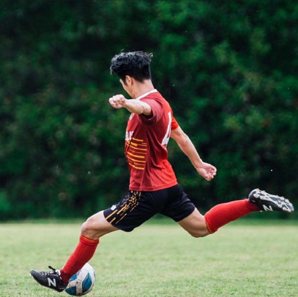 Fc Bandelie 7月18日は岸選手のお誕生日でした Facebook