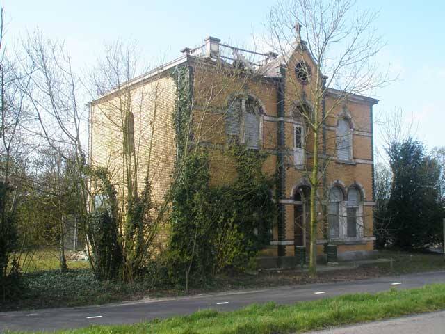 Geestenrijk - Spookhuizen, spooklocaties, spookverhalen, geesten - 