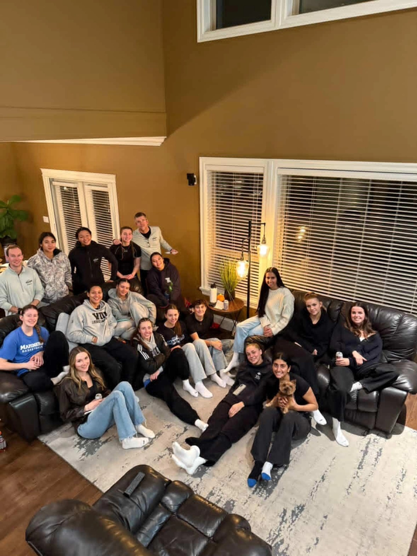 VIU Women's Basketball added a... - VIU Women's Basketball