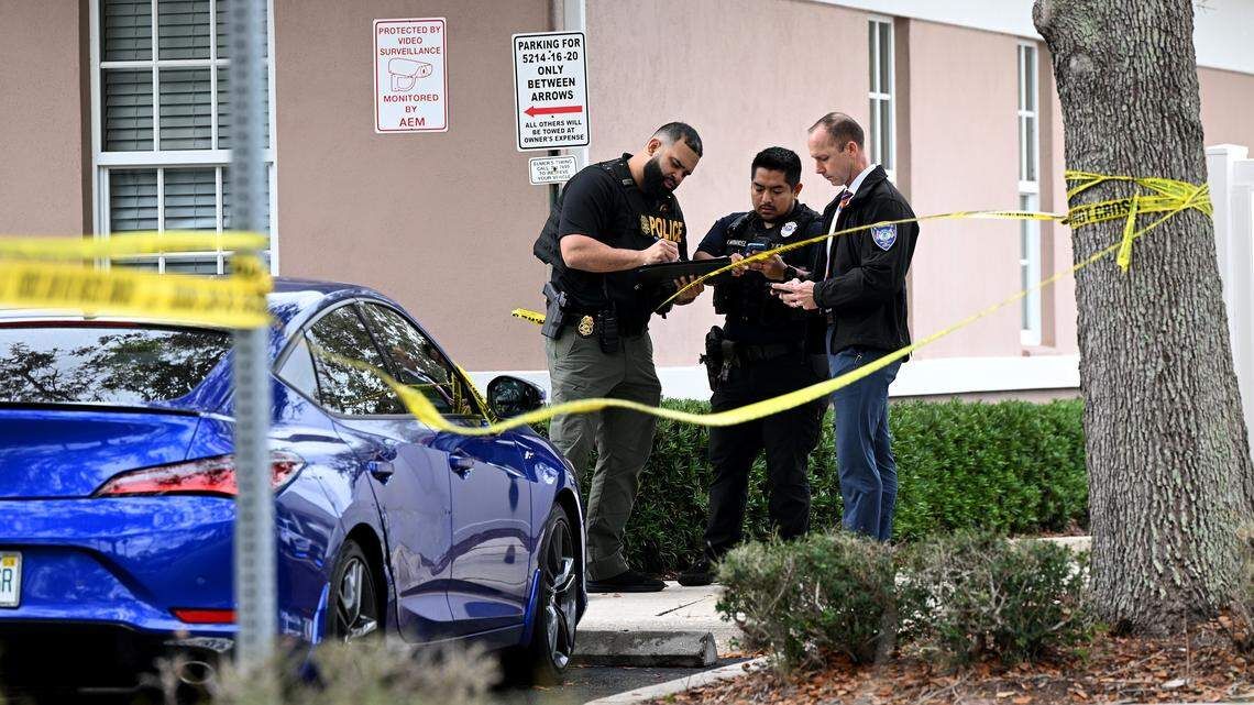 Bradenton - Bradenton man killed ex-girlfriend in medical complex ...