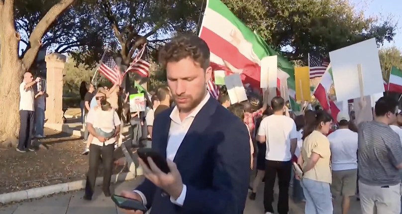M.A. Rothman - This Austin CBS reporter is being praised... | Facebook