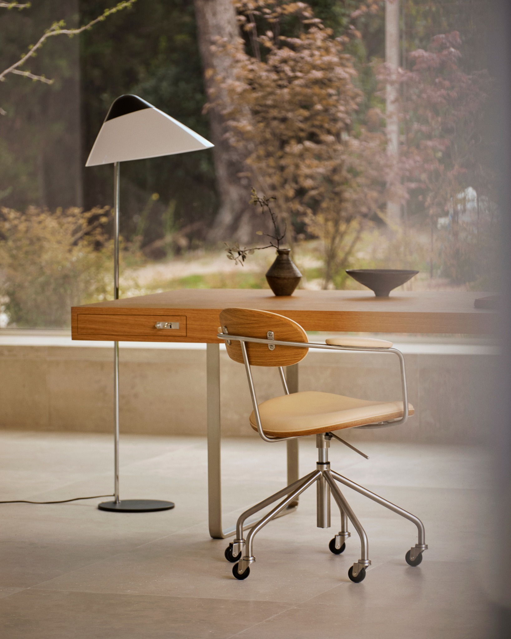 Carl Hansen & Søn Japan updated - Carl Hansen & Søn Japan