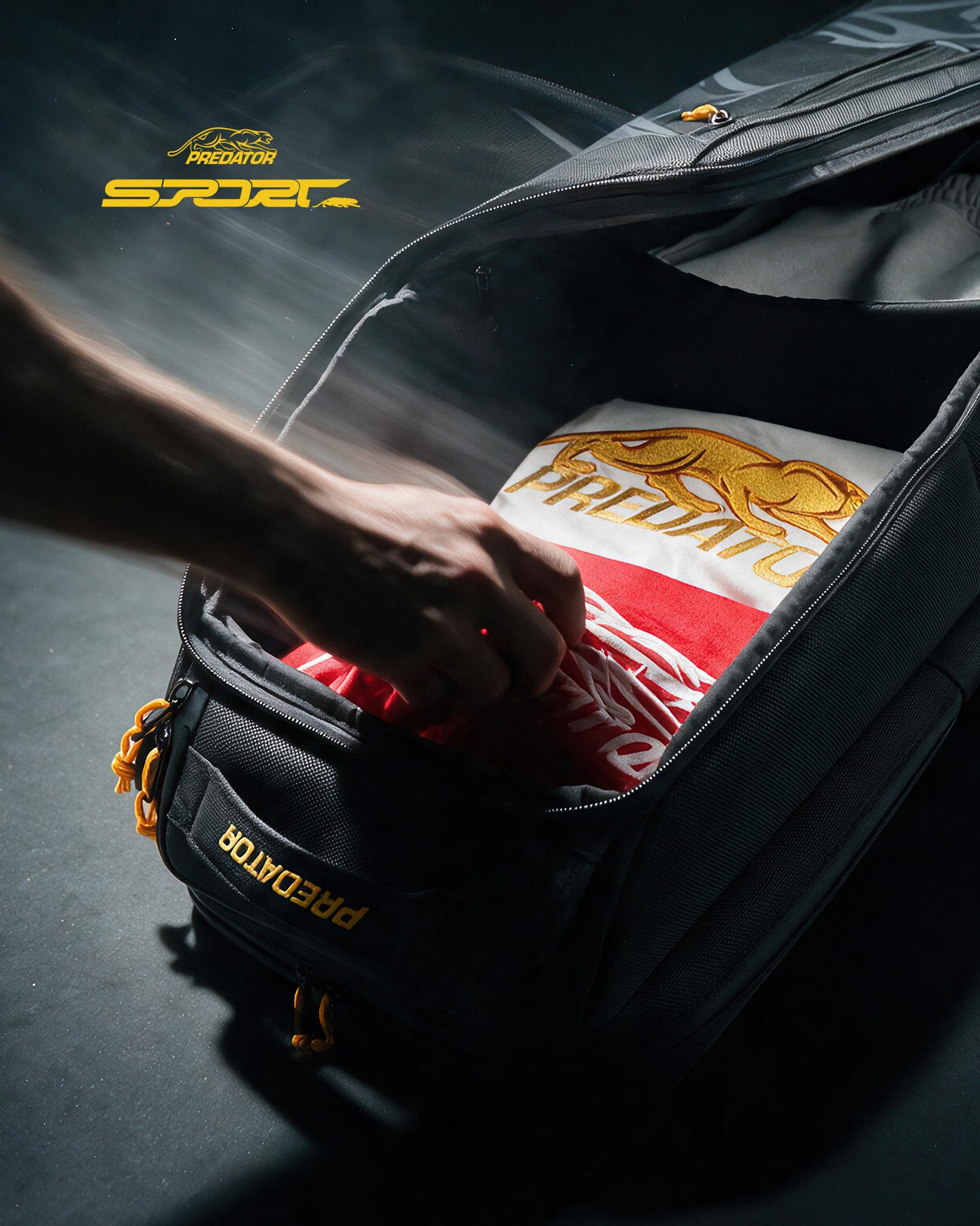 One bag. Your whole setup. 🎱✈️ Meet the Predator Sport