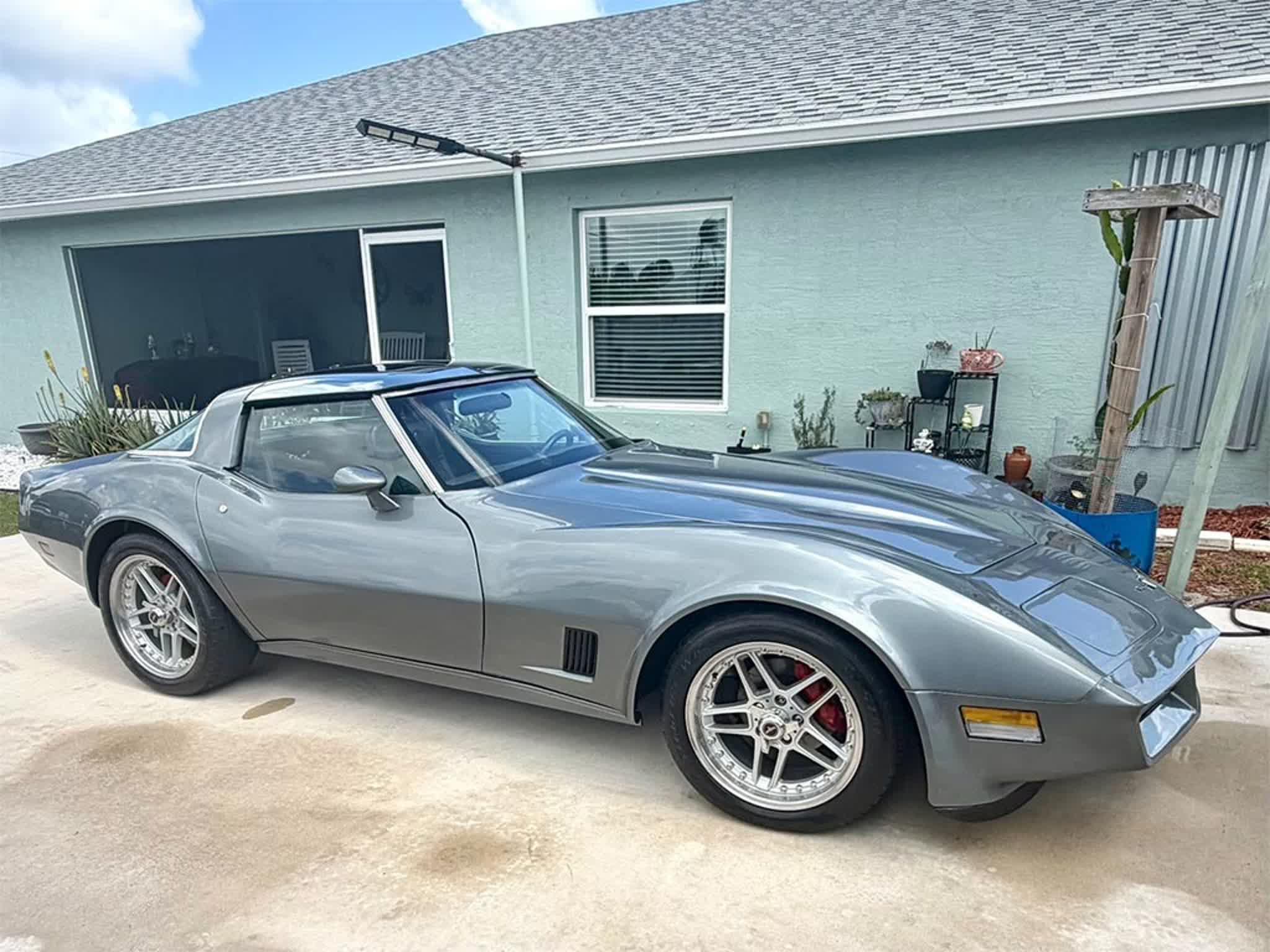 CORVETTES FOR SALE: This head-turning 1981 Corvette coupe offered 