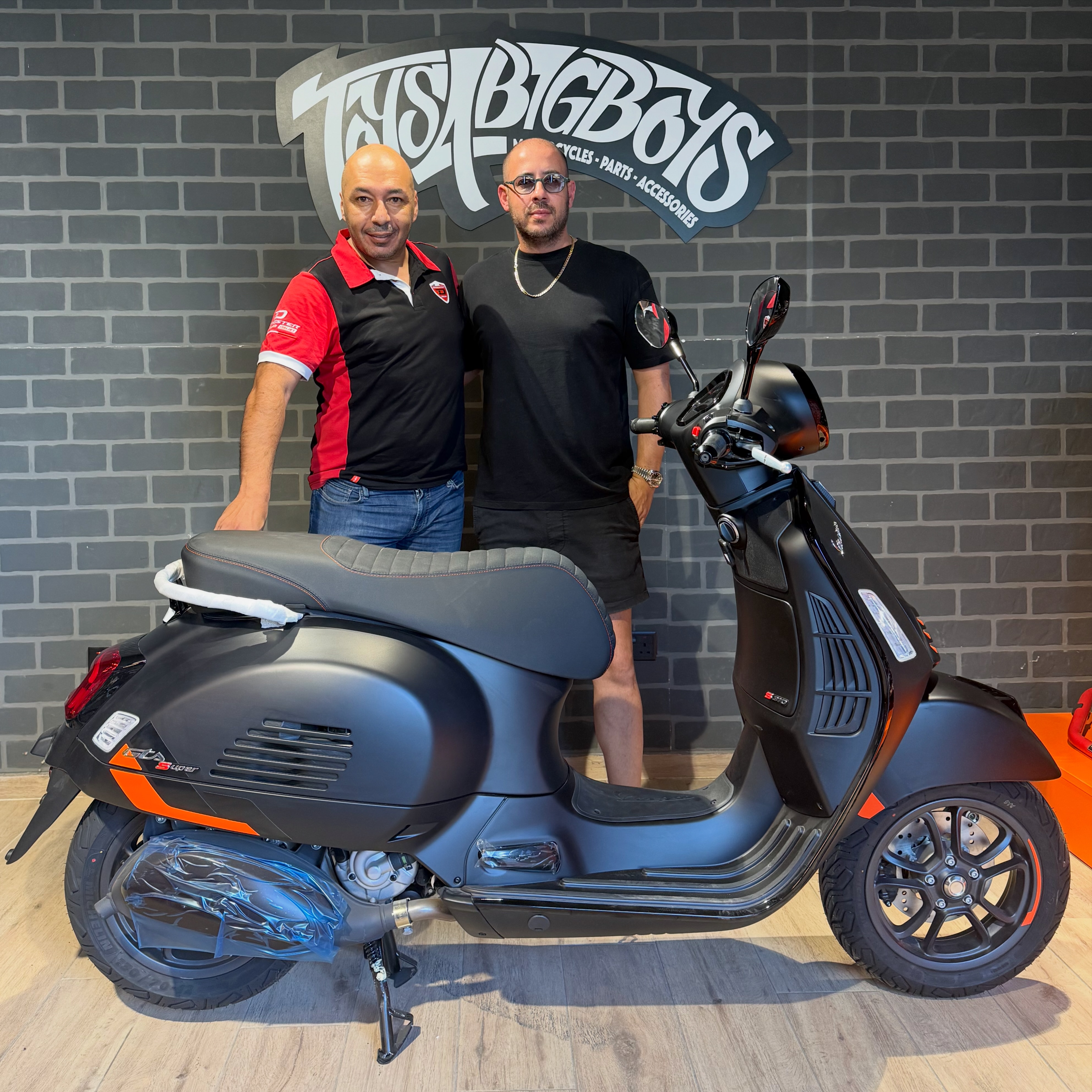 Yakında - Soon 2025 Kawasaki Z900SE Detaylı bilgi 05338630848
