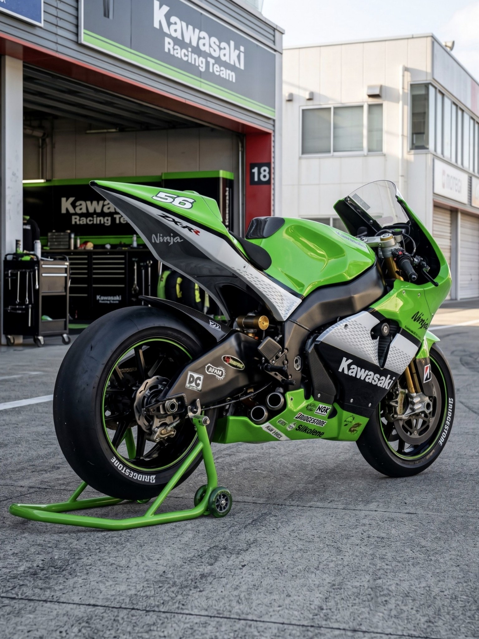 2005 Kawasaki Ninja ZX-RR MotoGP bike design and performance