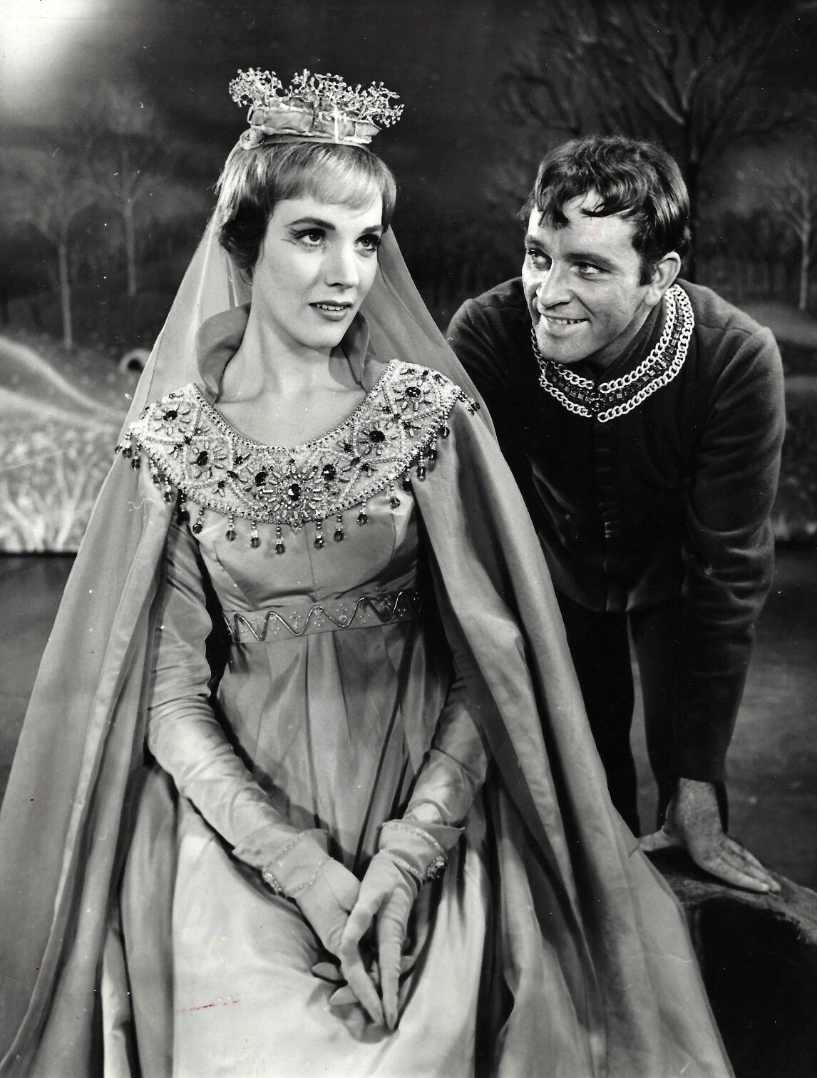 Camelot musical opens on Broadway with Richard Burton