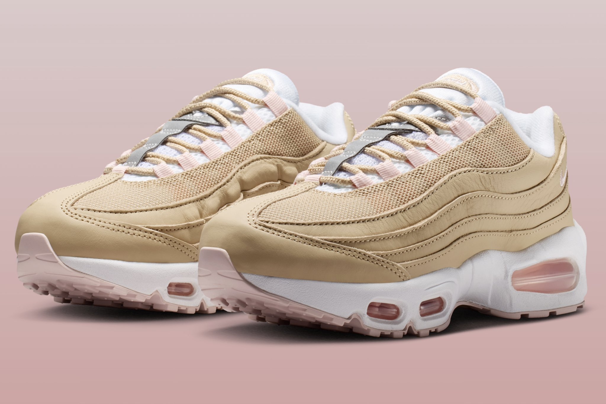 Kith x Nike Air Max 95 GS Linen sneakers