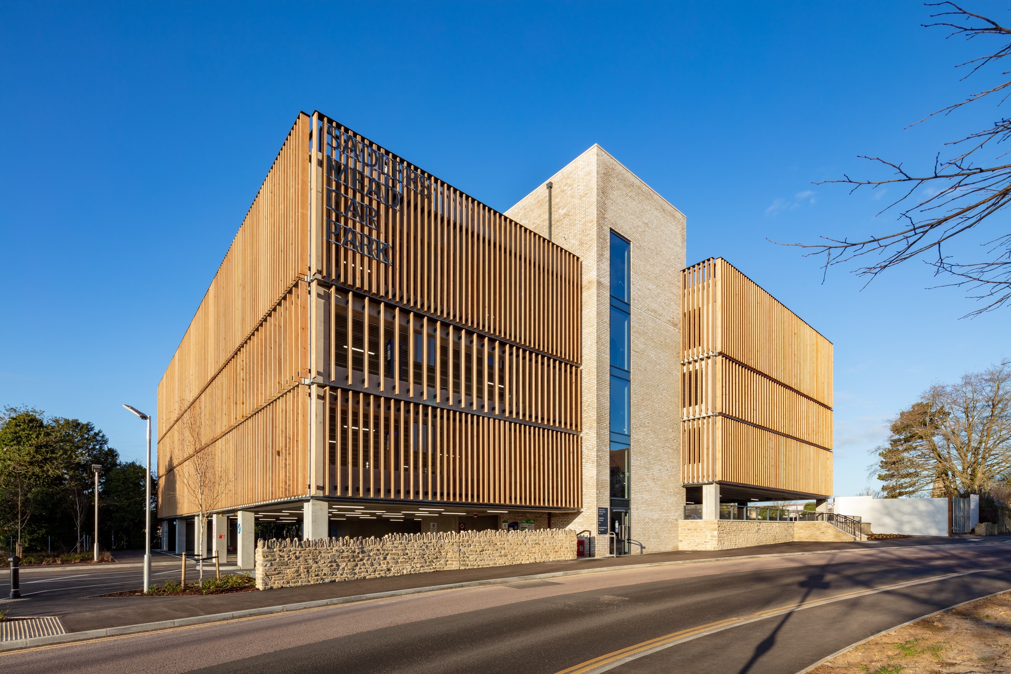 Vincent - Protect your cladding for decades! 👊🛡️ Want cladding that ...