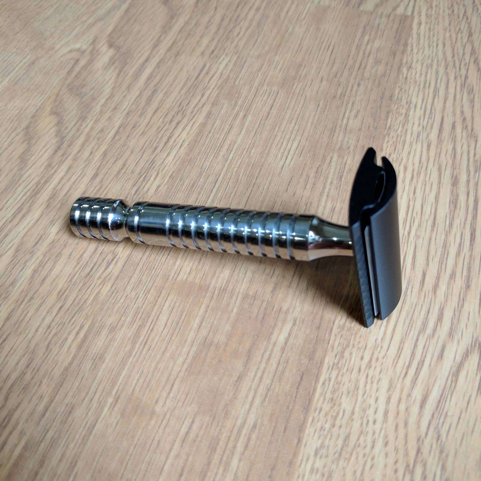 RazoRock DAILY smooth & grooved (standard plates) There will also