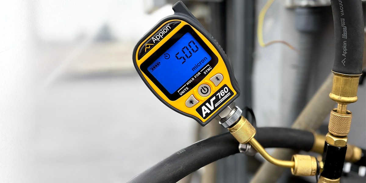Maintain accurate readings and oil-free sensors with the KT2110-R