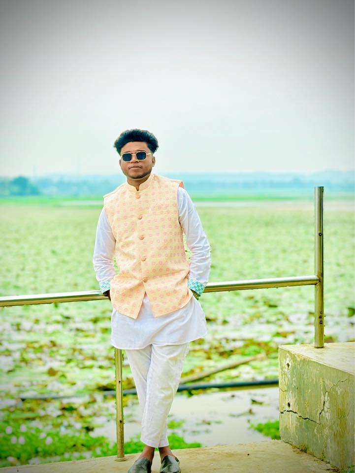 Backing news 🎋 😜 | Raj Sohel | Facebook