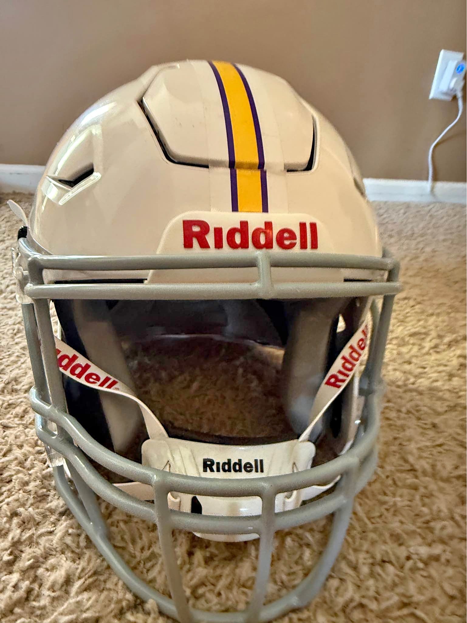caledonia football helmet USC Trojans Riddell SpeedFlex Mid-Size  Green Gridiron, Inc Caledonia Football (@CalHSFootball) / X
