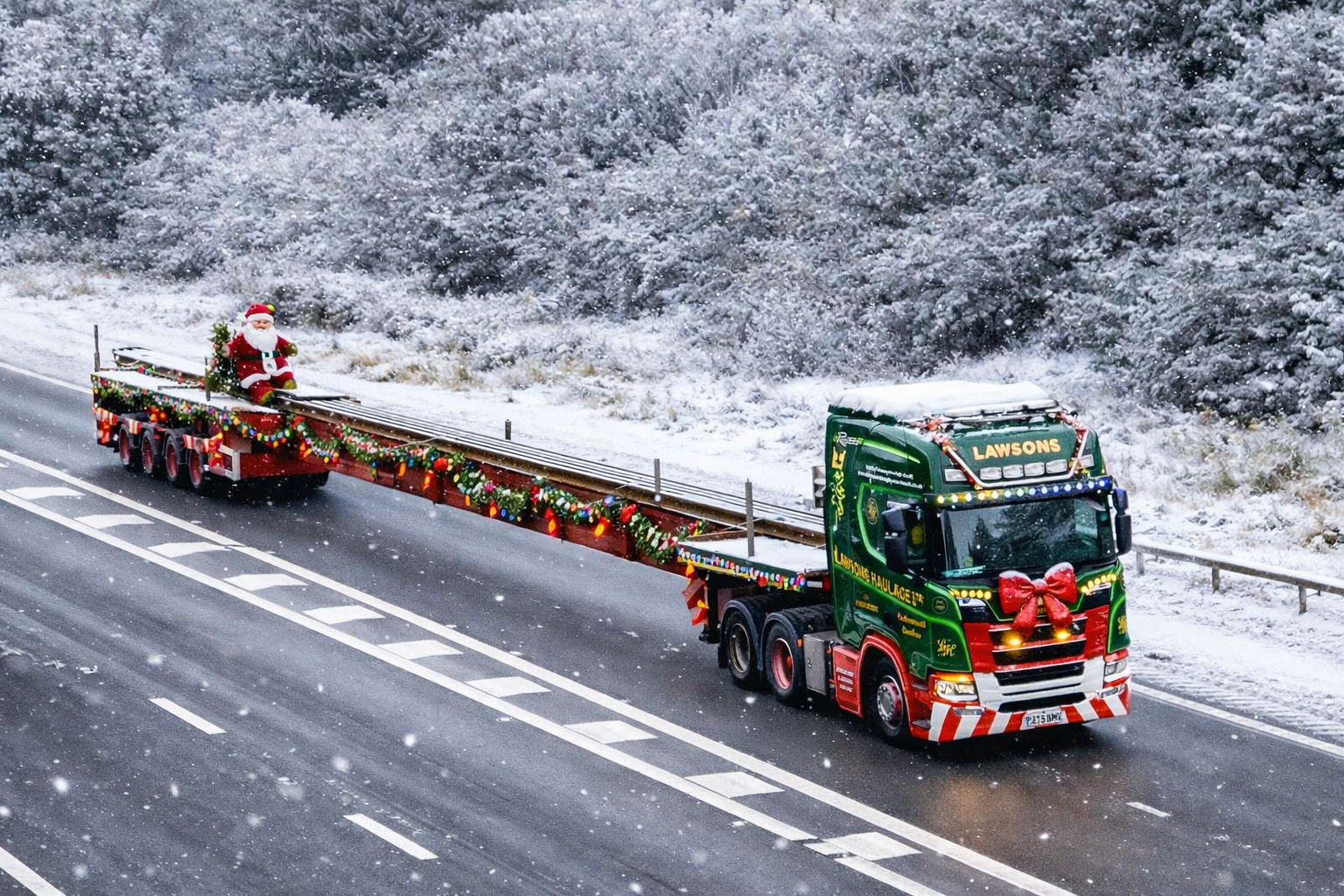 Lawsons - 🎄 Merry Christmas from Lawsons Haulage Ltd 🎄 Most importantly ...