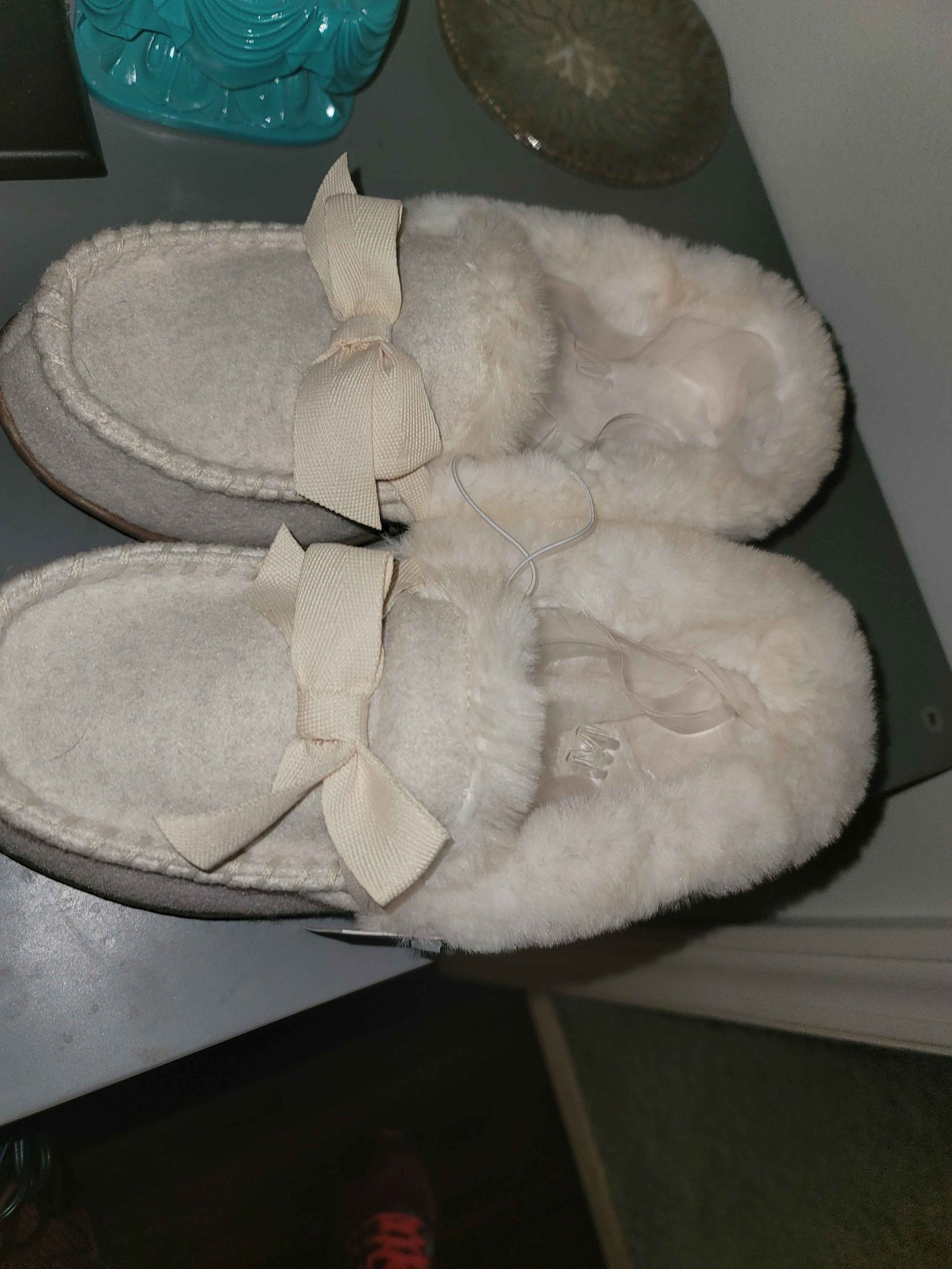 Moccasins - Slippers - Indianapolis, Indiana | Facebook Marketplace ...