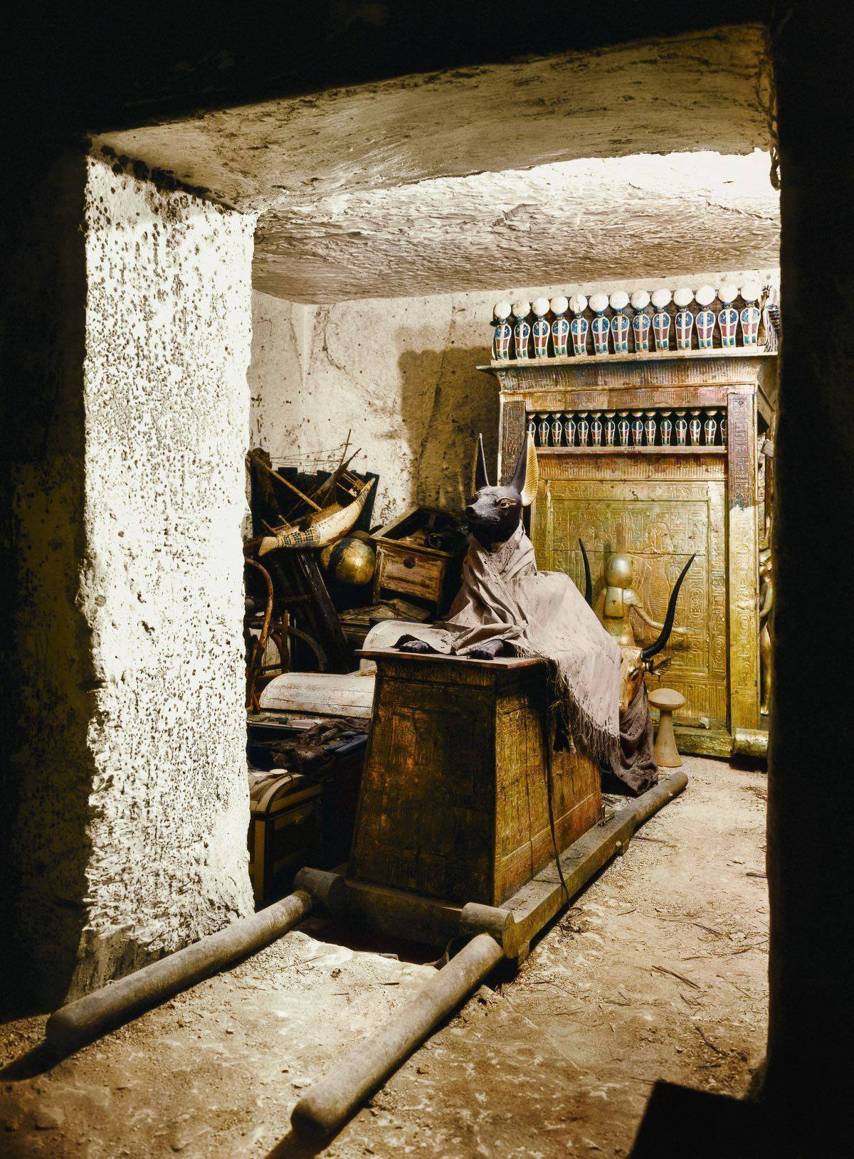 Anubis 😮😮first picture in 1923 ♥️ Tutankhamun ♥️