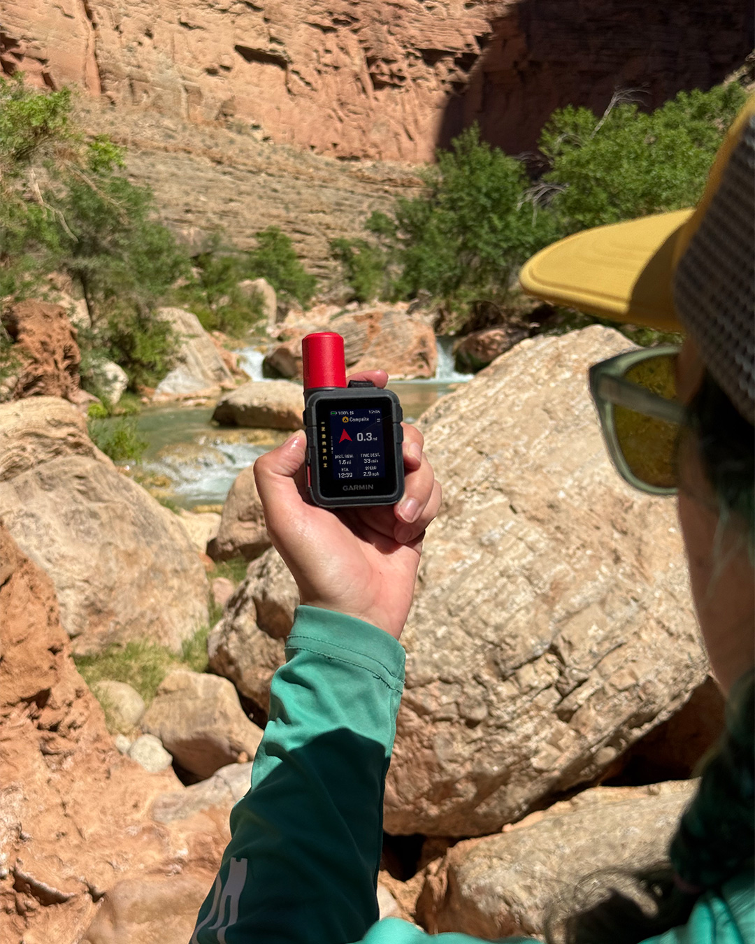 backpacking light garmin inreach mini 2 Satellite Communicator (Flame Red) Bundle | For Off-Grid Messaging, SOS & Location Sharing | Lightweight Compact Rugged Design 810) and water Garmin inReach Mini 2 -