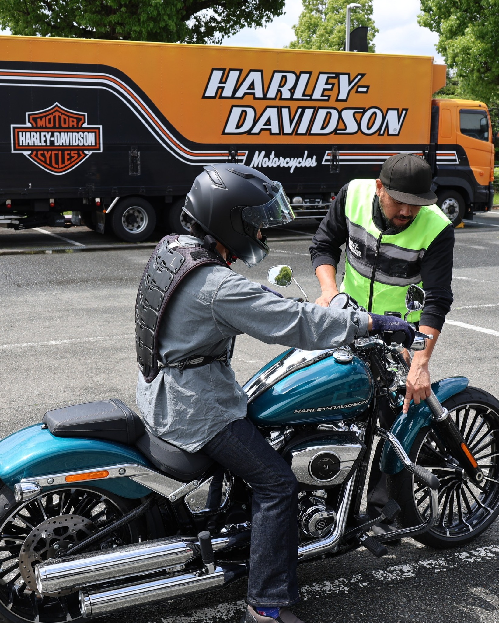 Harley-Davidson - インカムでつながろう！プレゼントキャンペーン
