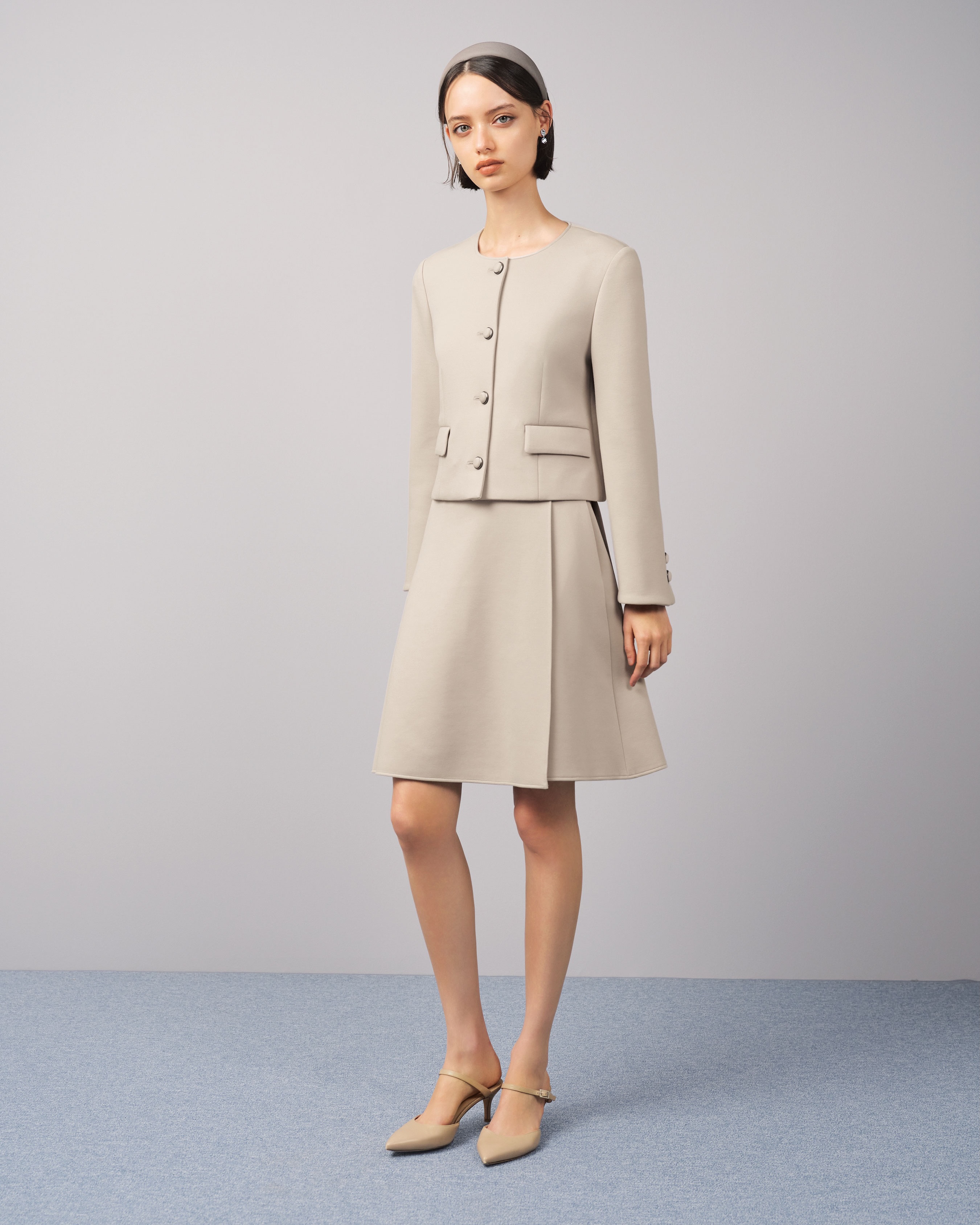 New Season with FOXEY NEW YORK . ボディラインをすっきり見せる
