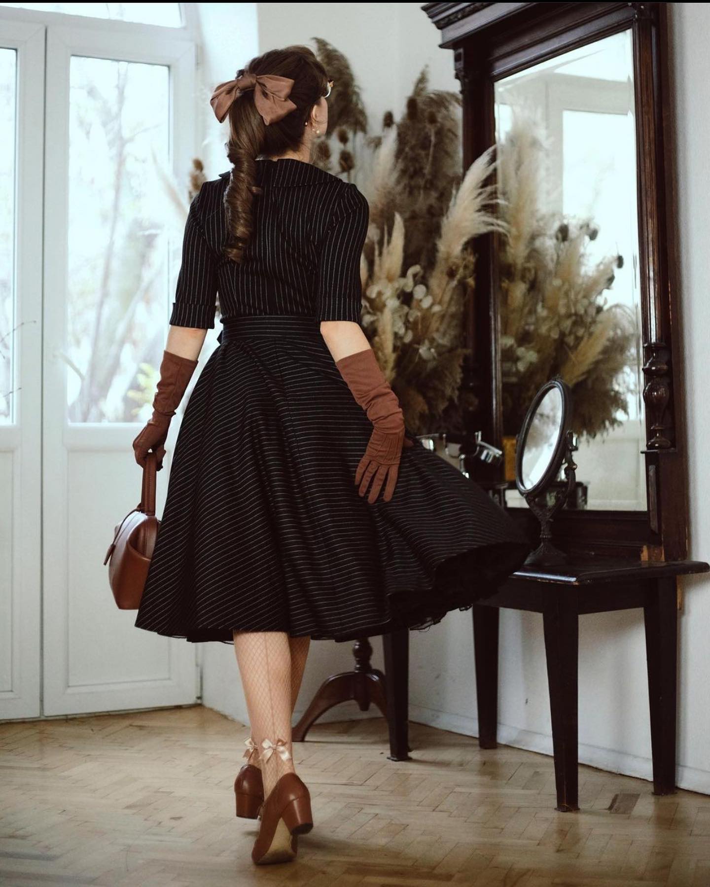 pin up black dress Our lovely girl @s.nova.vintage wearing a Little Nell in pin-up stripe dress 👗 📸 by @di_photo_ti . . . #britishretroclothing #britishretro #retrostyle #retrofashion #vintageinspired #pinupstyle #pinupfashion #modernpinup #pinups #1950s Fit Details_Slim Fit Women's Lemon Satin Asymmetric Size:4XL / 18